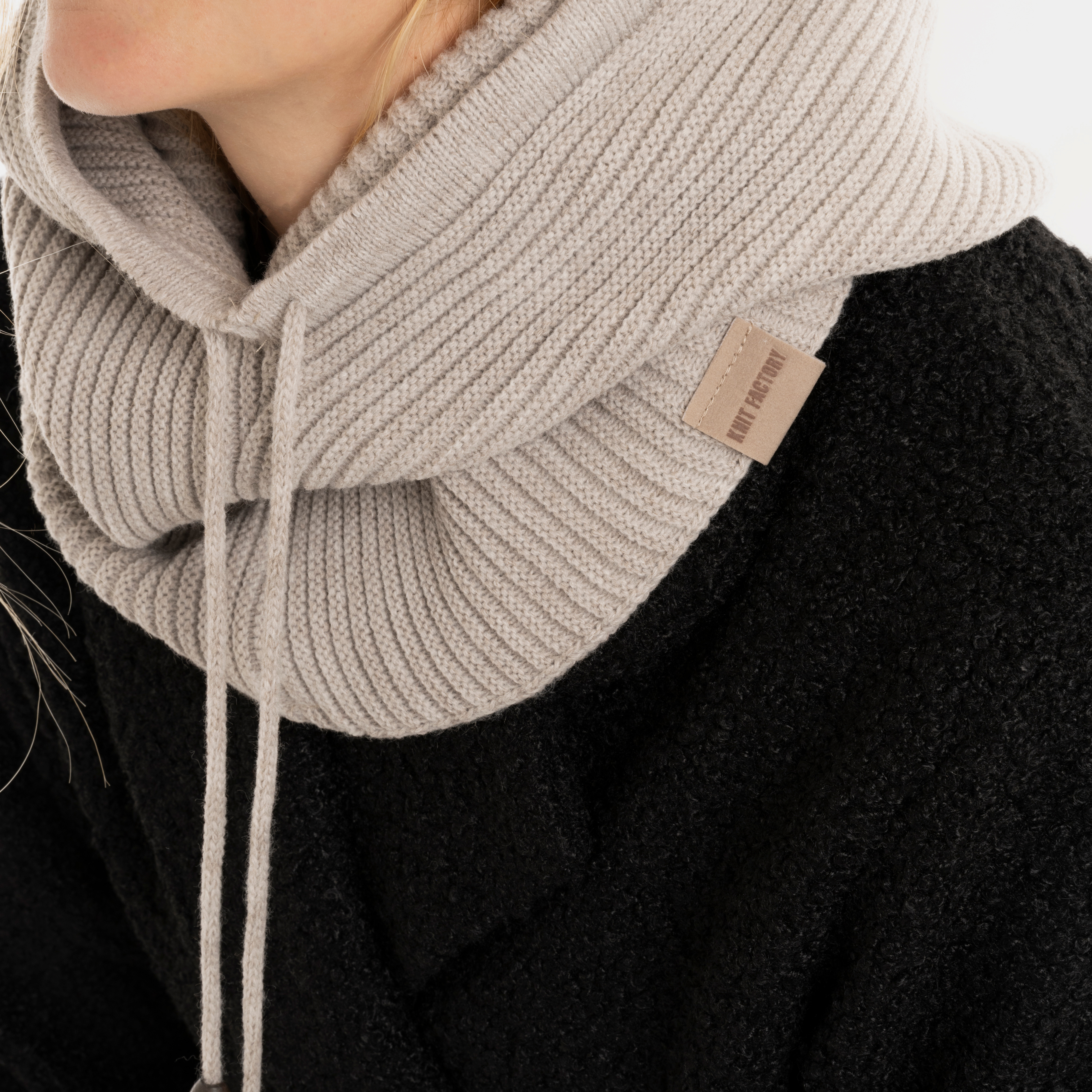 Evy Kapuzenschal Iced Clay