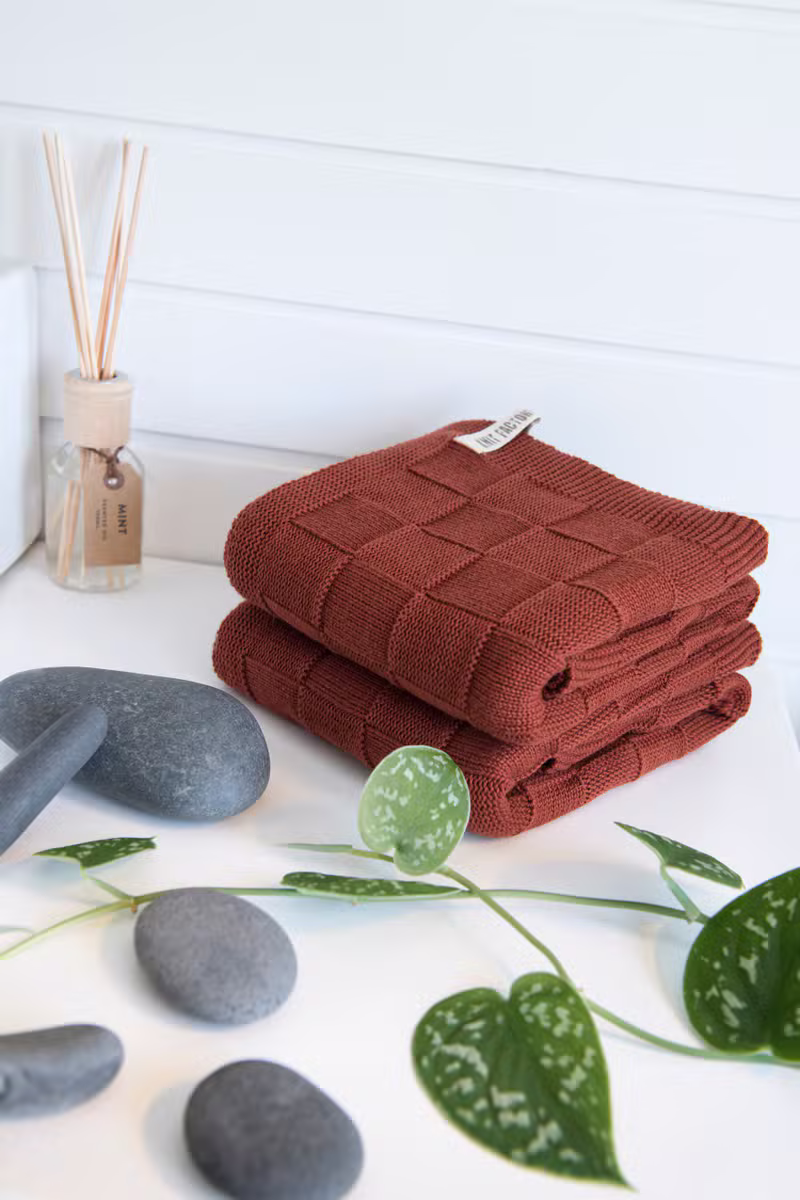 Ivy Premium Knitted Towel Rust - 50x100