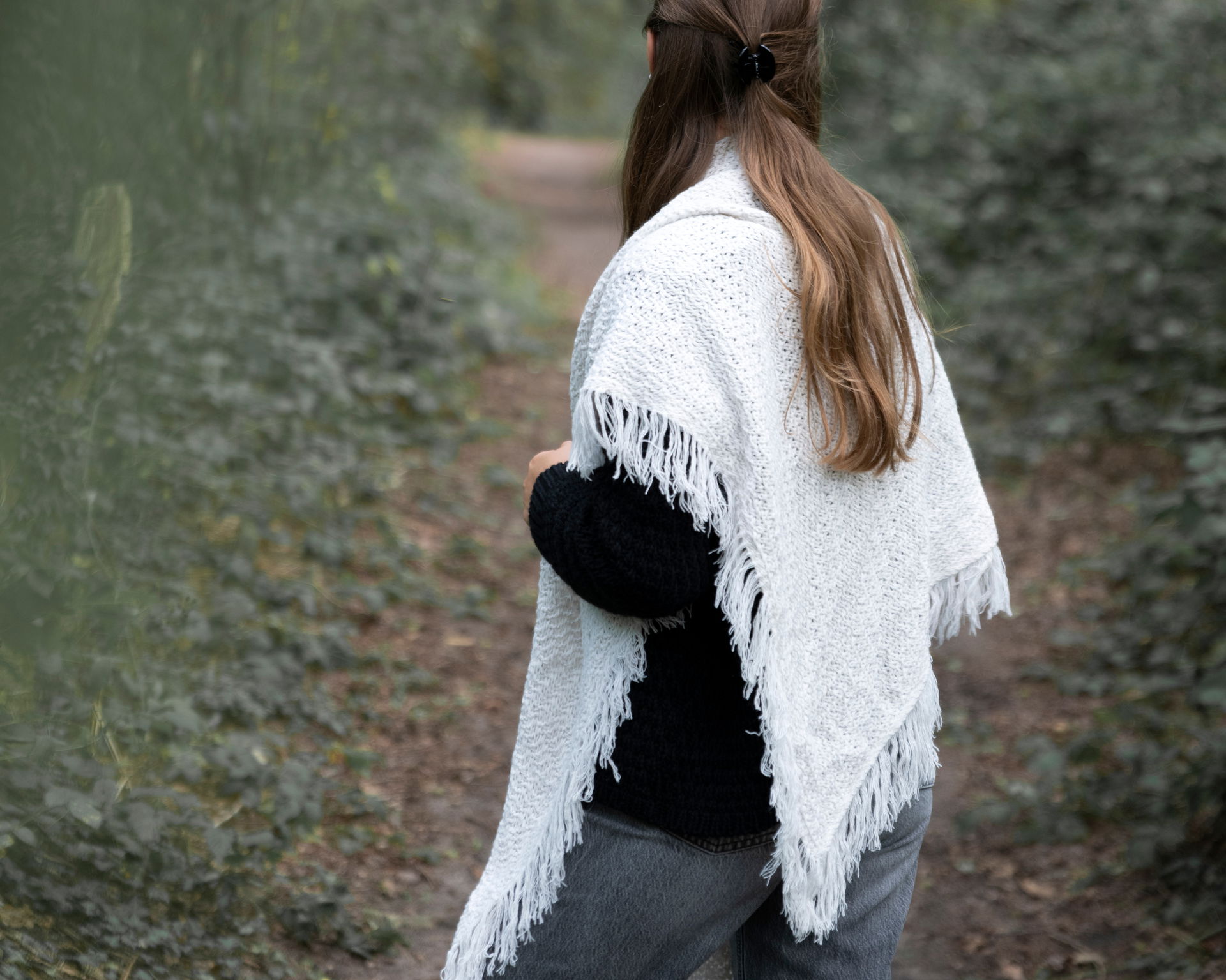 Amber Triangle Scarf Anthracite