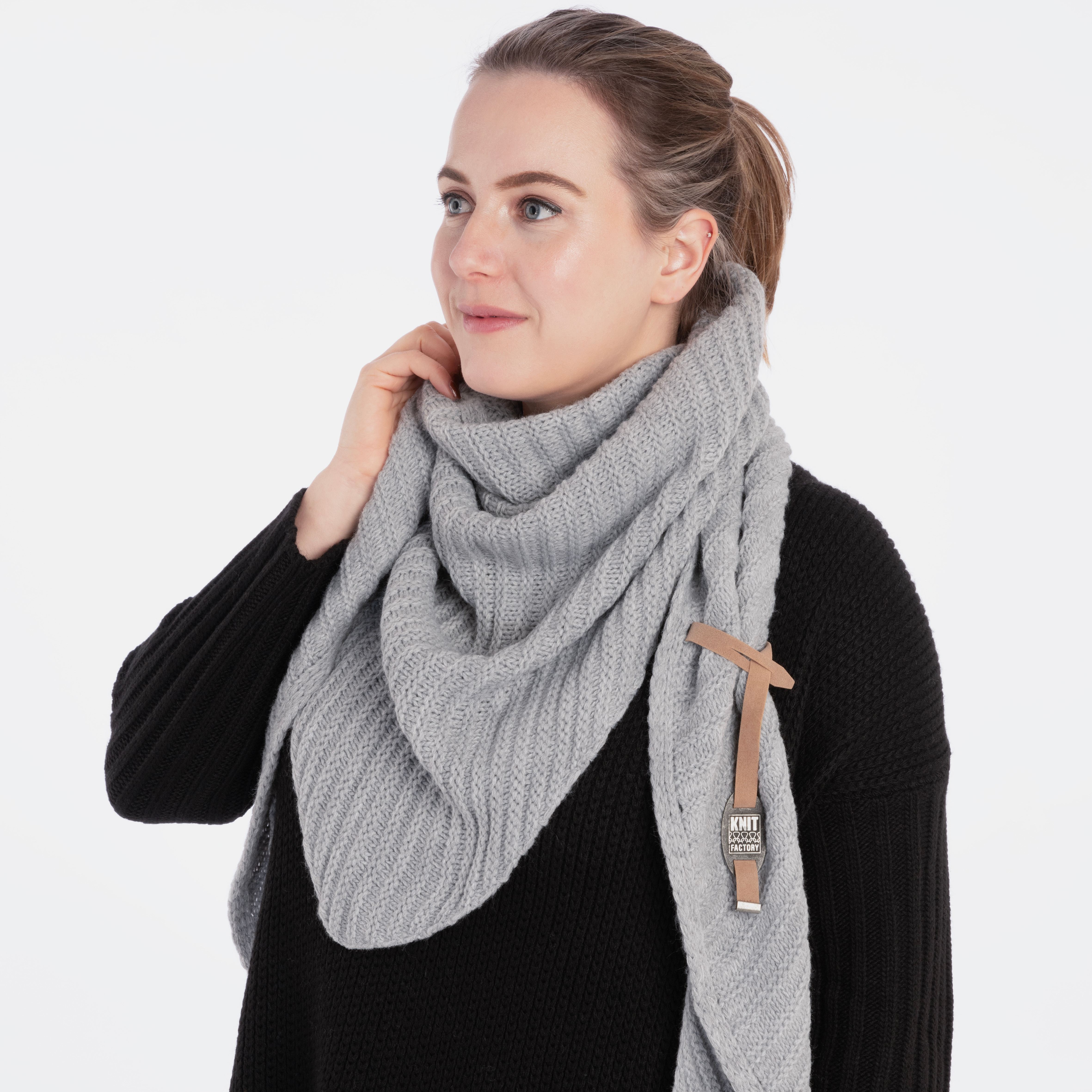 Demy Triangle Scarf Light Grey