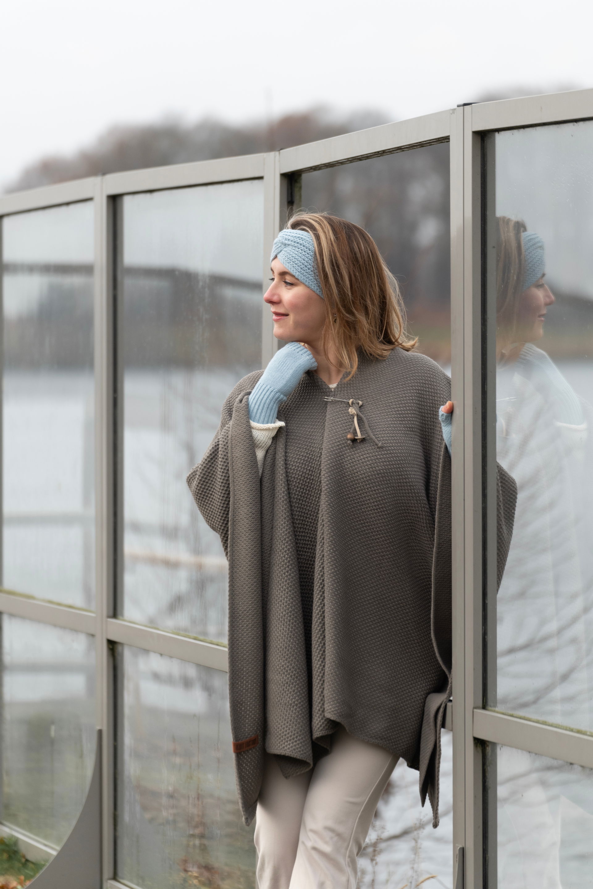 Jazz Poncho Cape Cappuccino