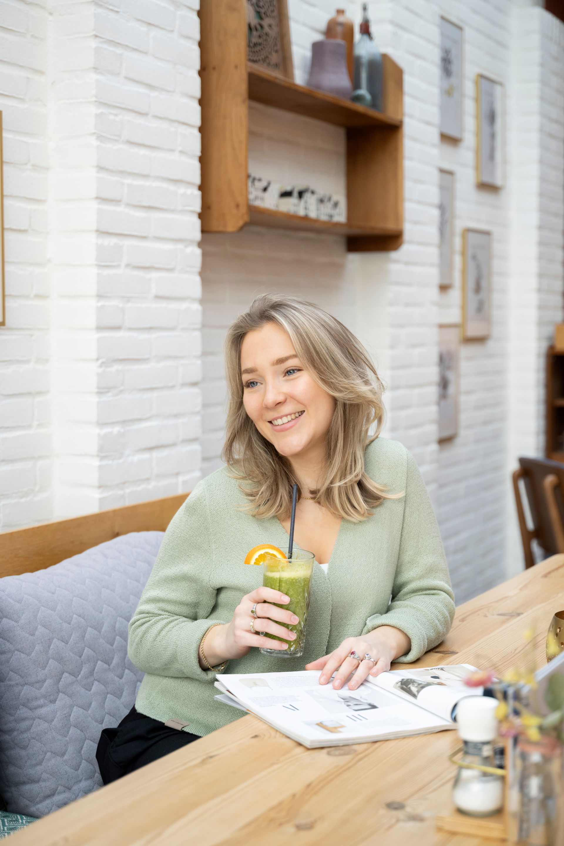 Ella Short Knitted Cardigan Apricot - 36/38