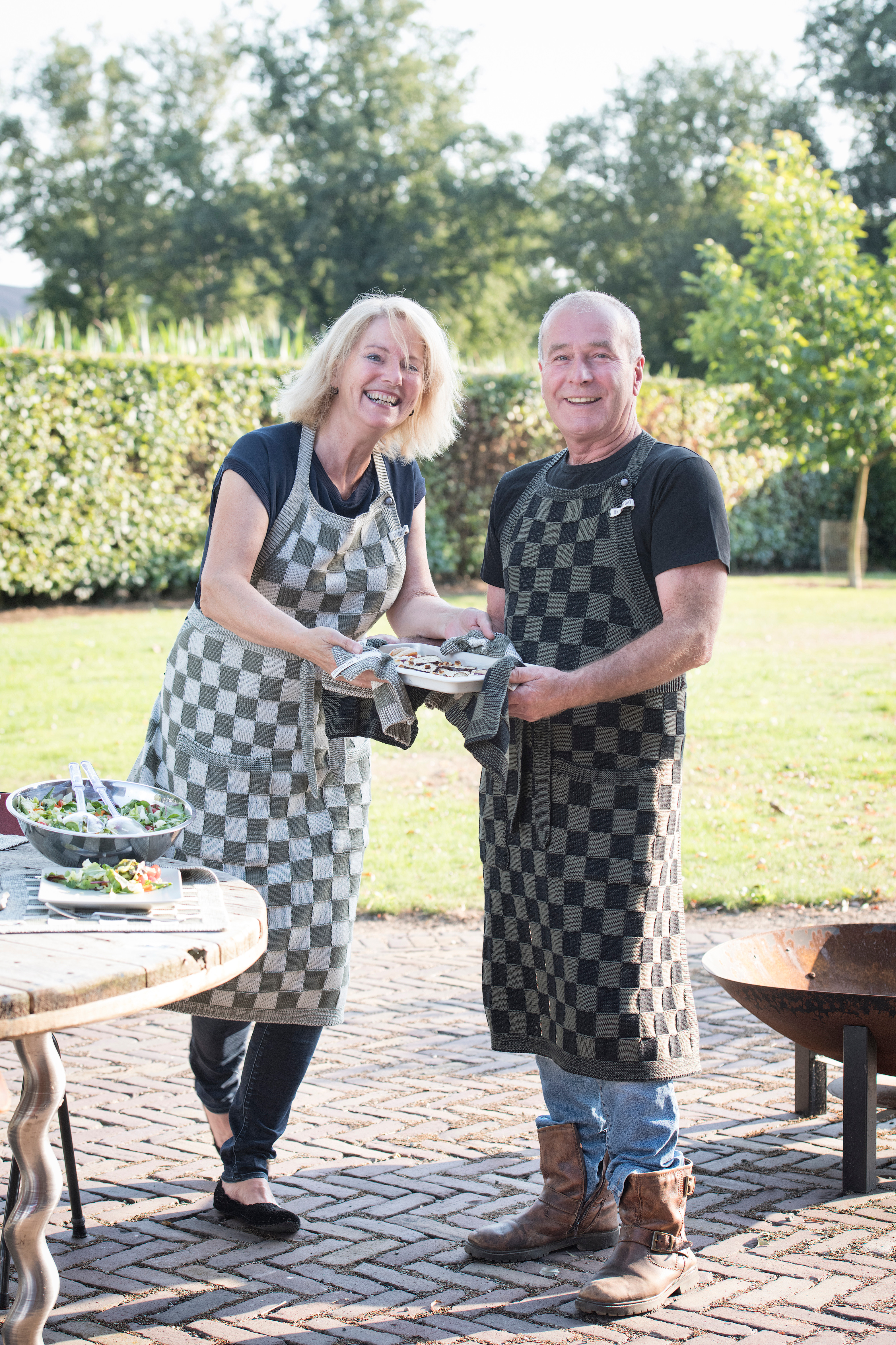 Apron Block Ecru/Med Grey