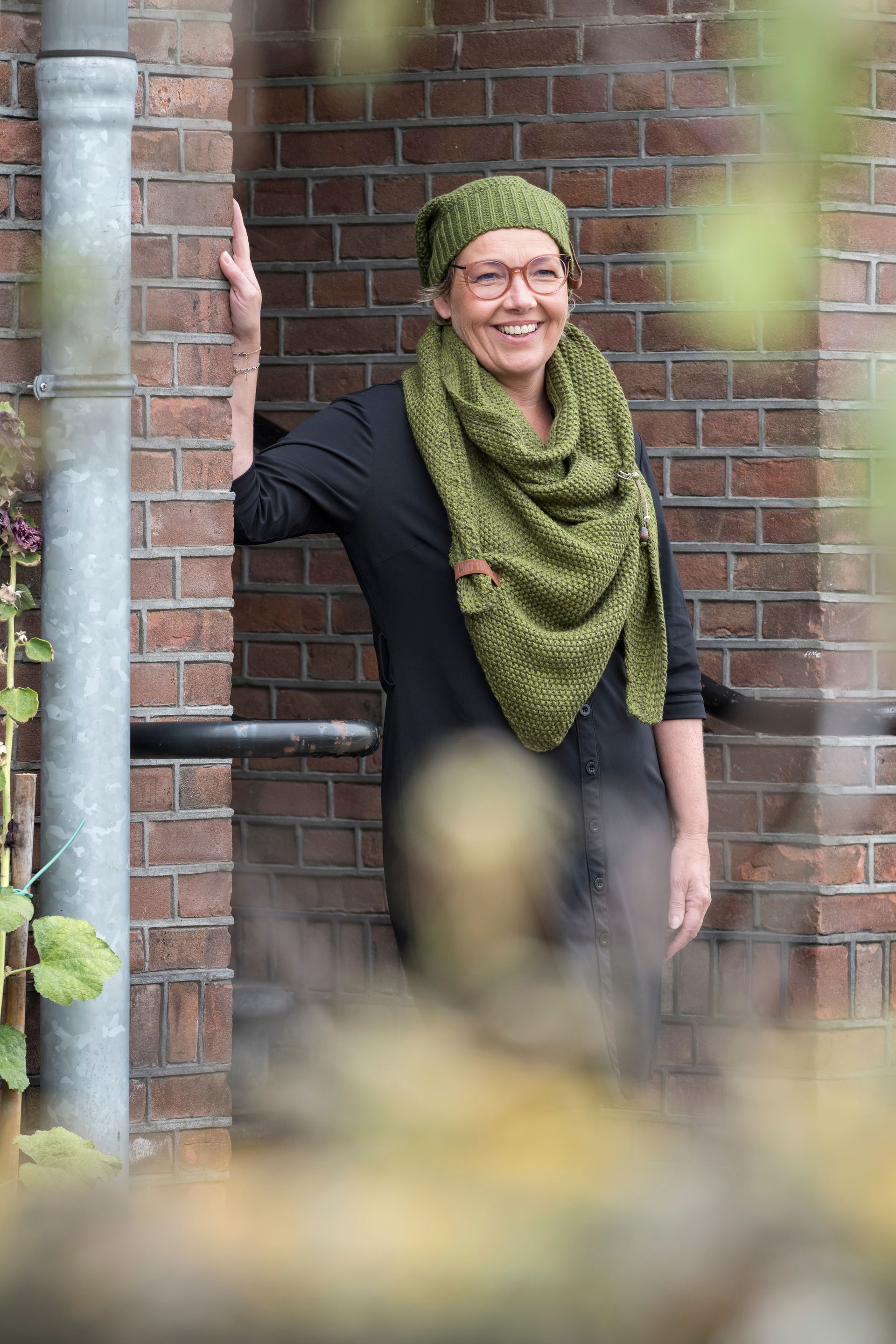 Coco Triangle Scarf Dark Brown