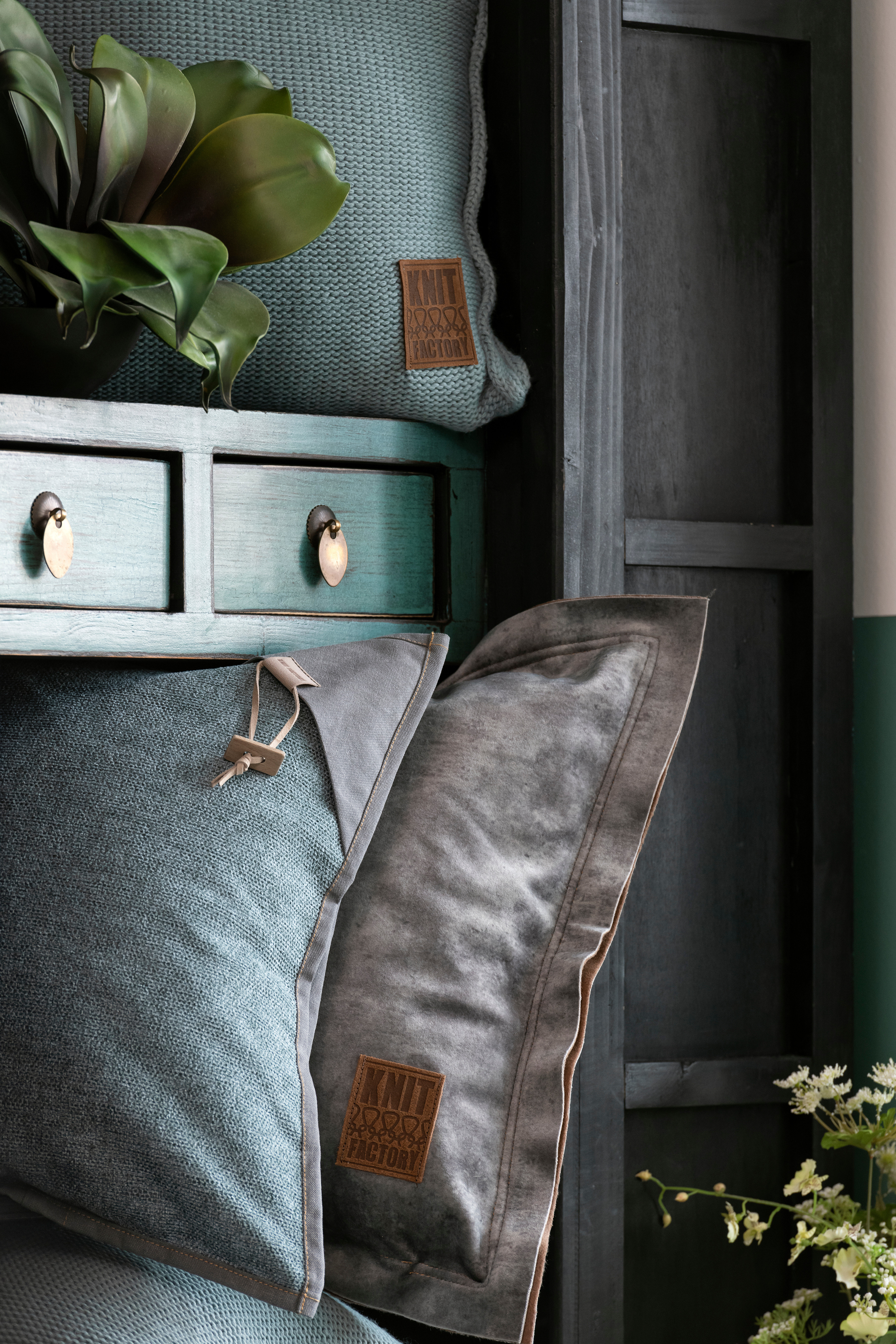 Hope Cushion Jeans - 50x50
