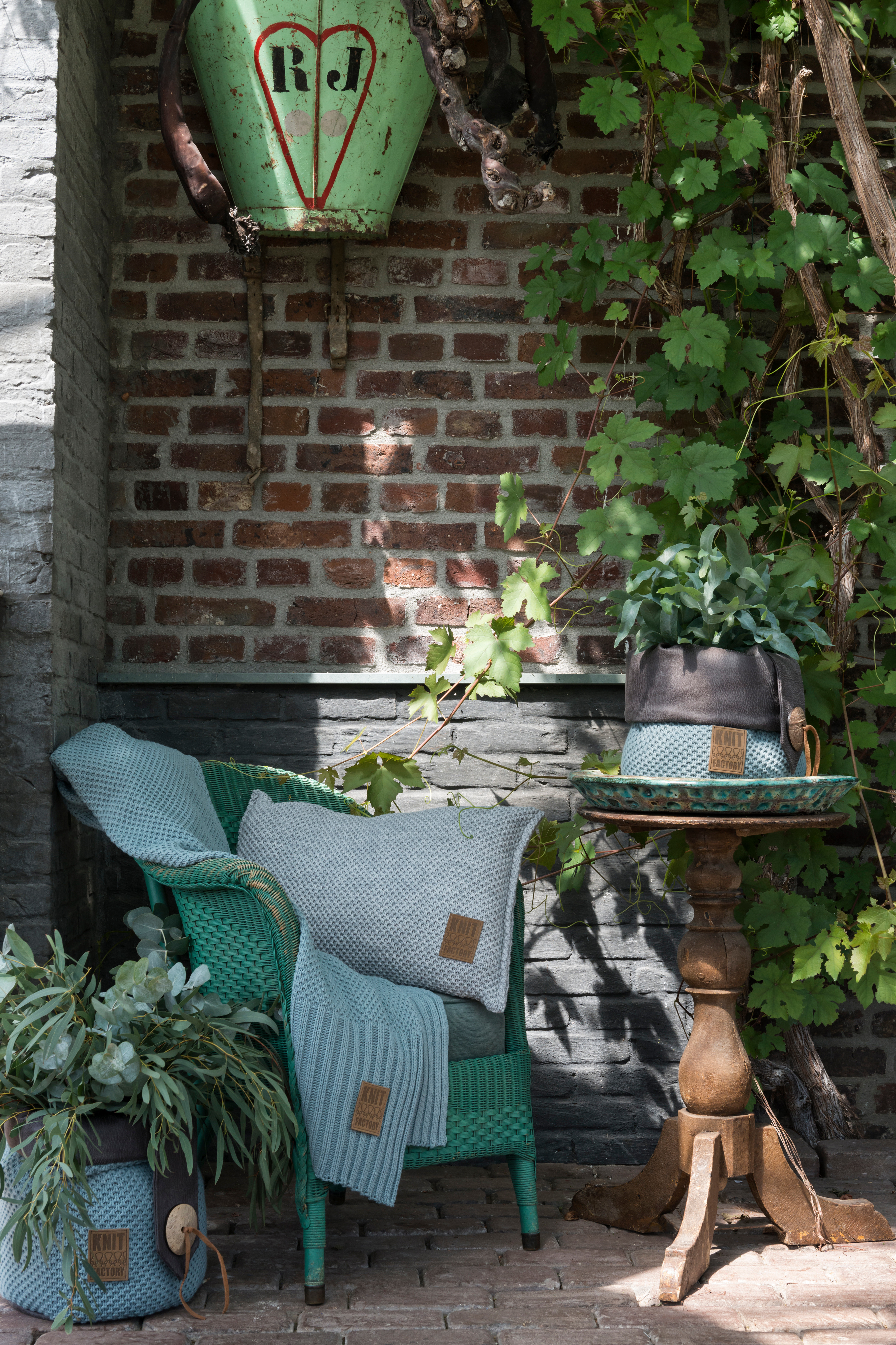 Lynn Cushion Anthracite - 60x40