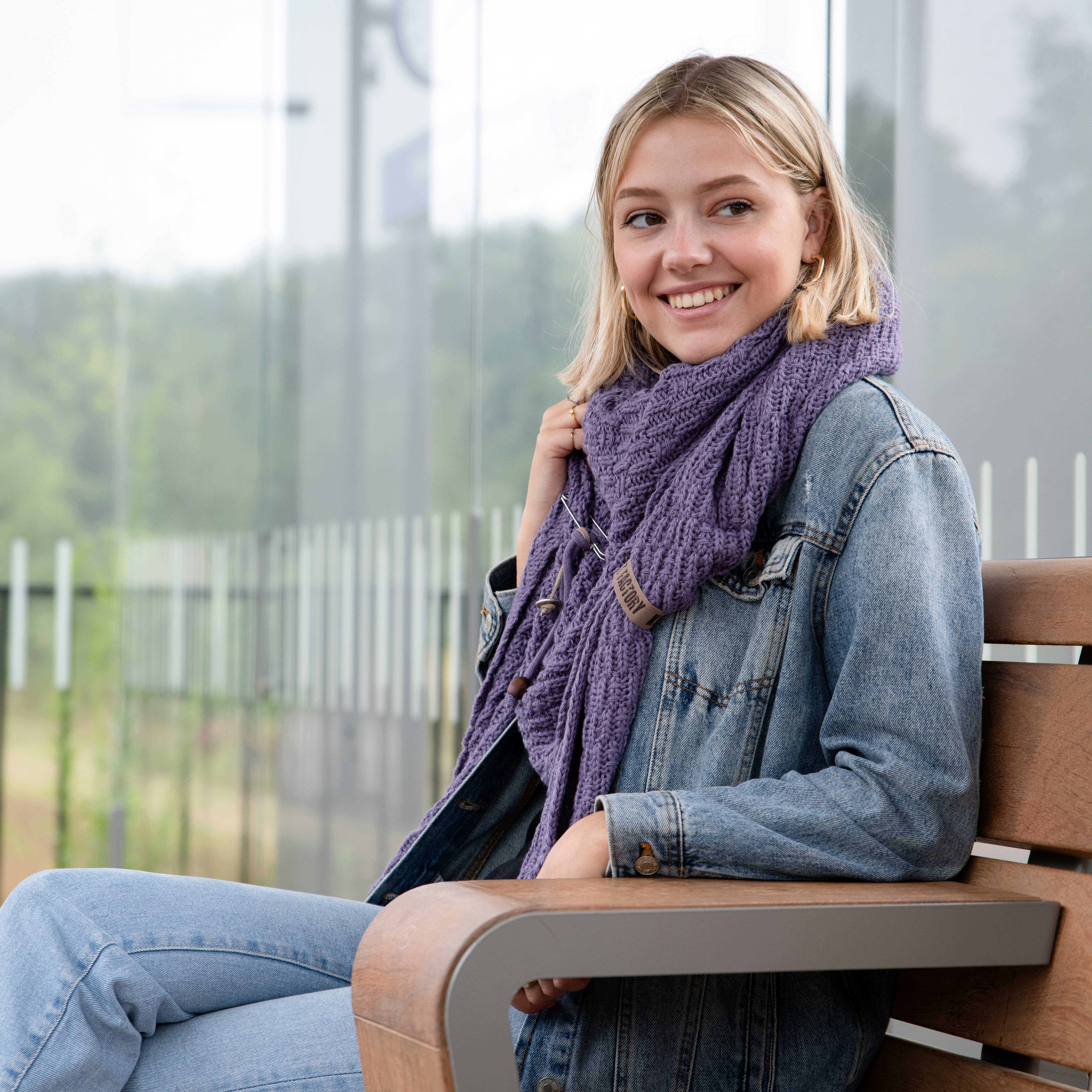 Jaida Triangle Scarf Violet