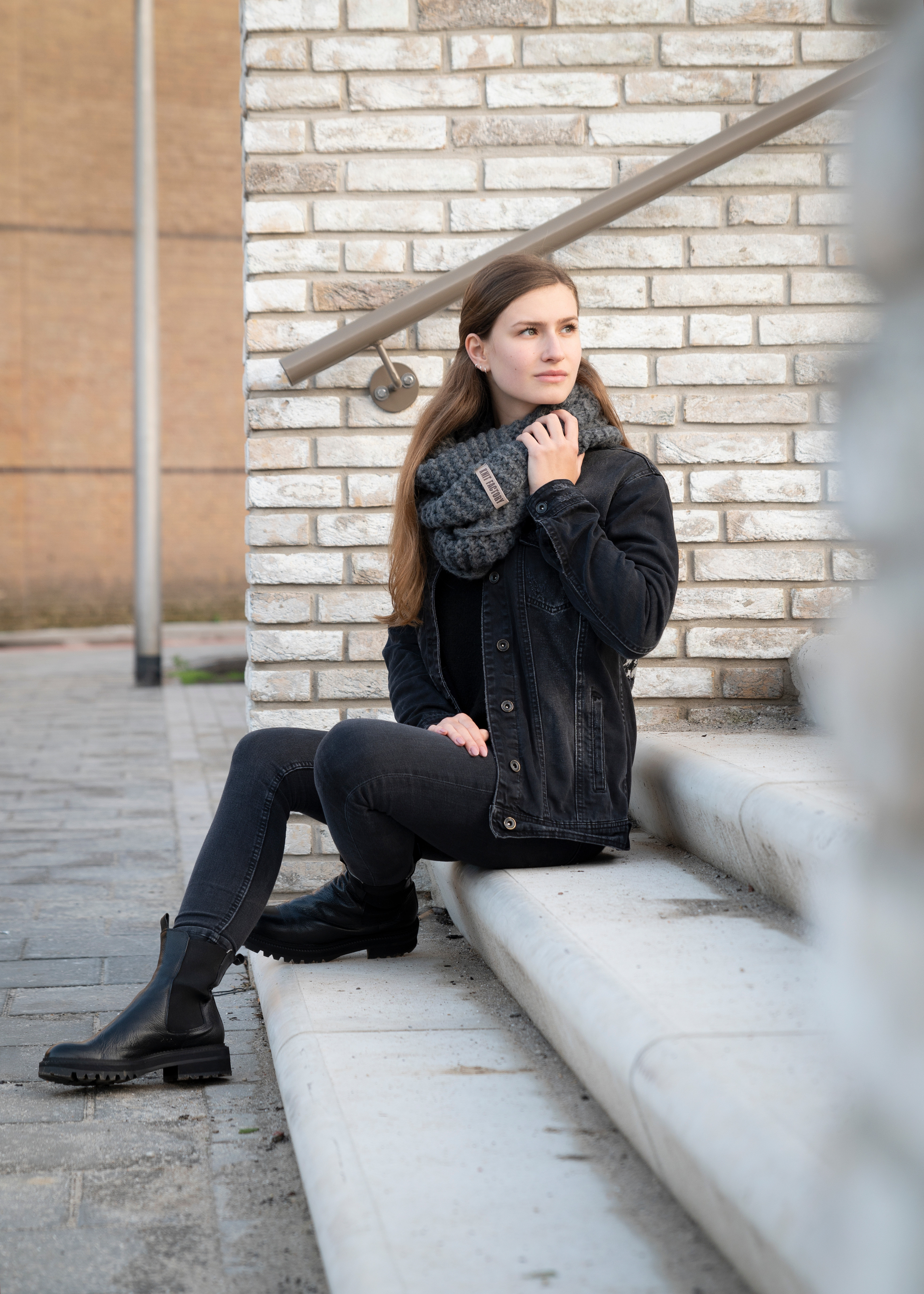 Alex Infinity Scarf Anthracite