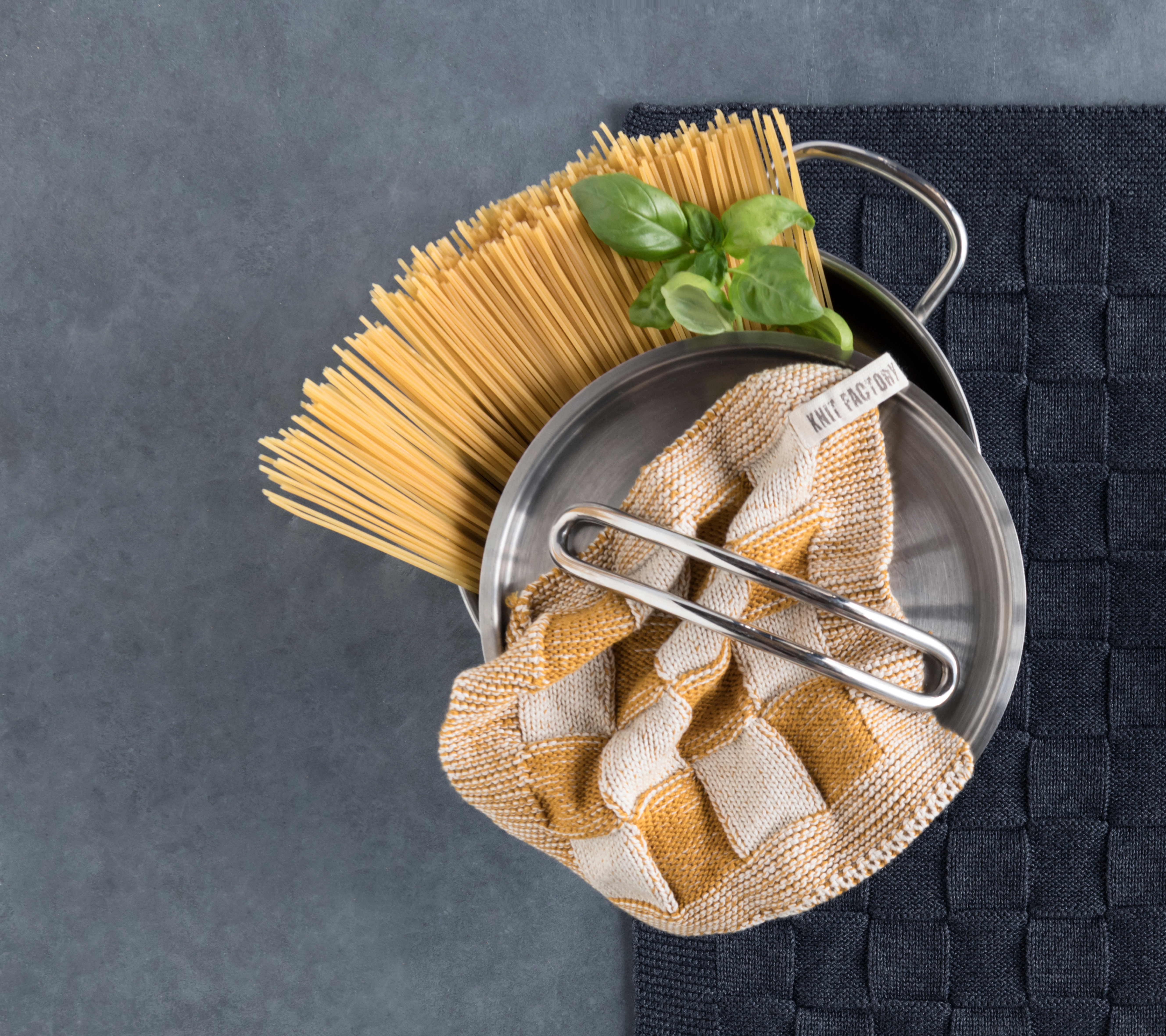 Potholder Block Ecru/Med Grey