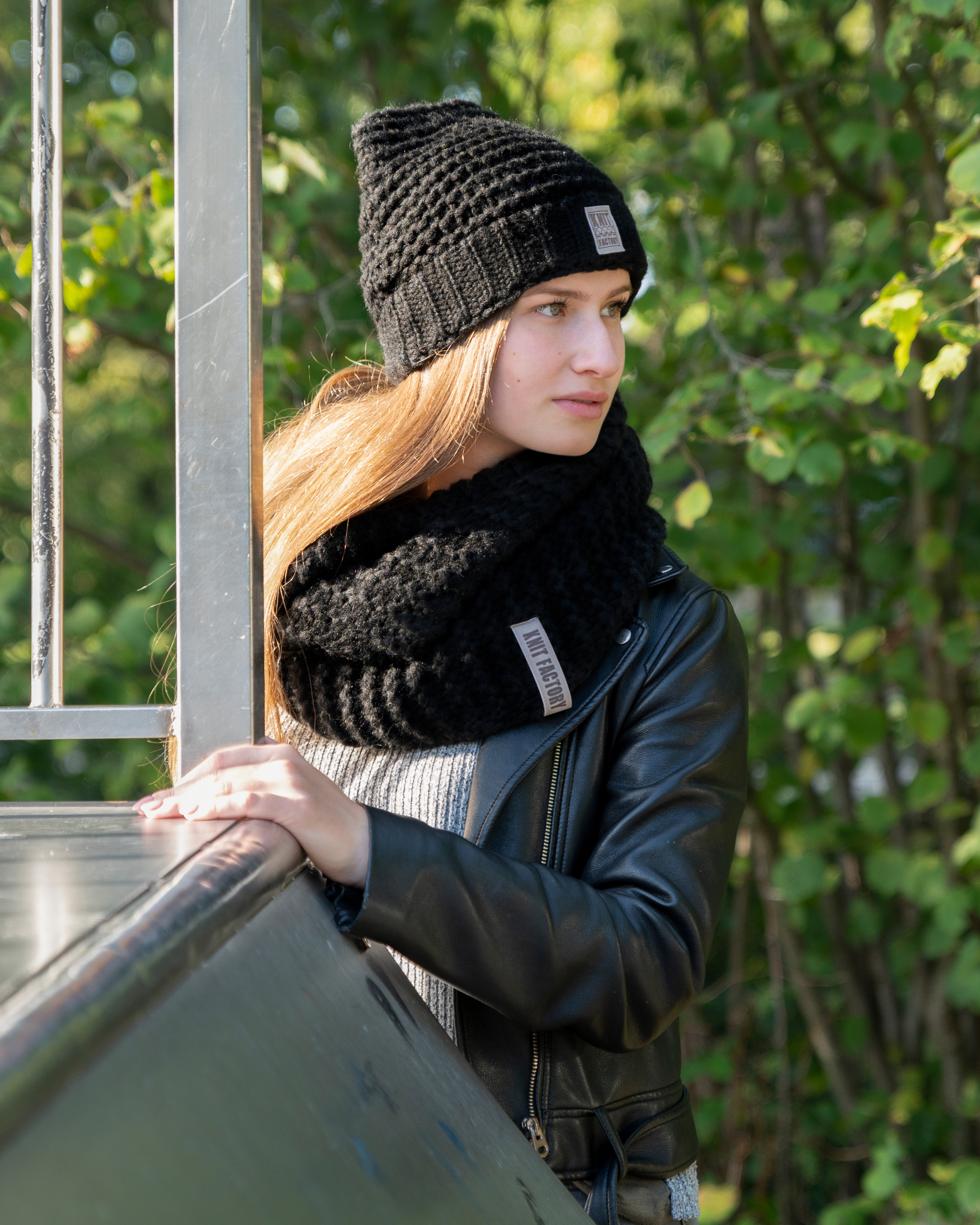 Alex Infinity Scarf Black