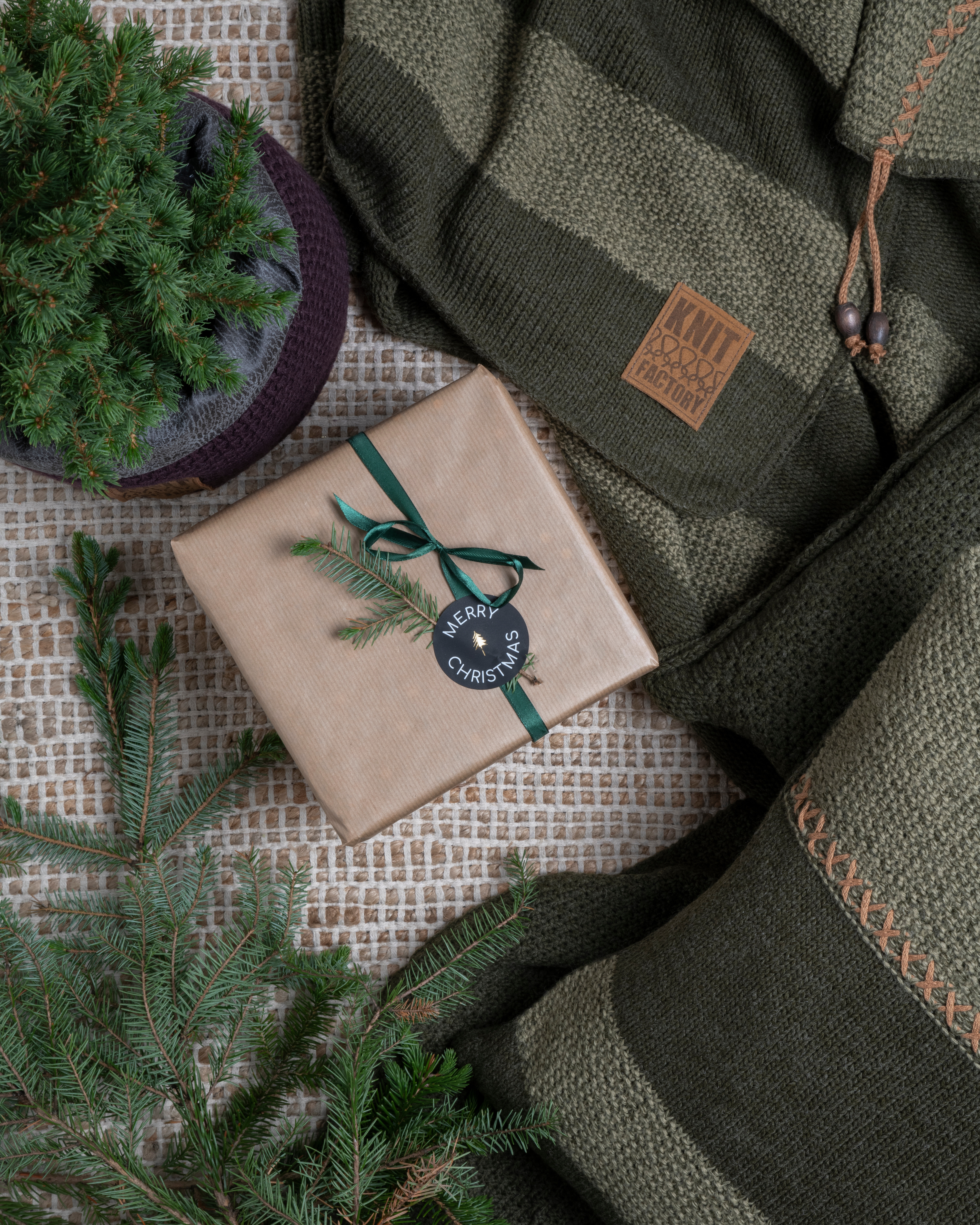 Lynn Mand Aubergine - 25 cm