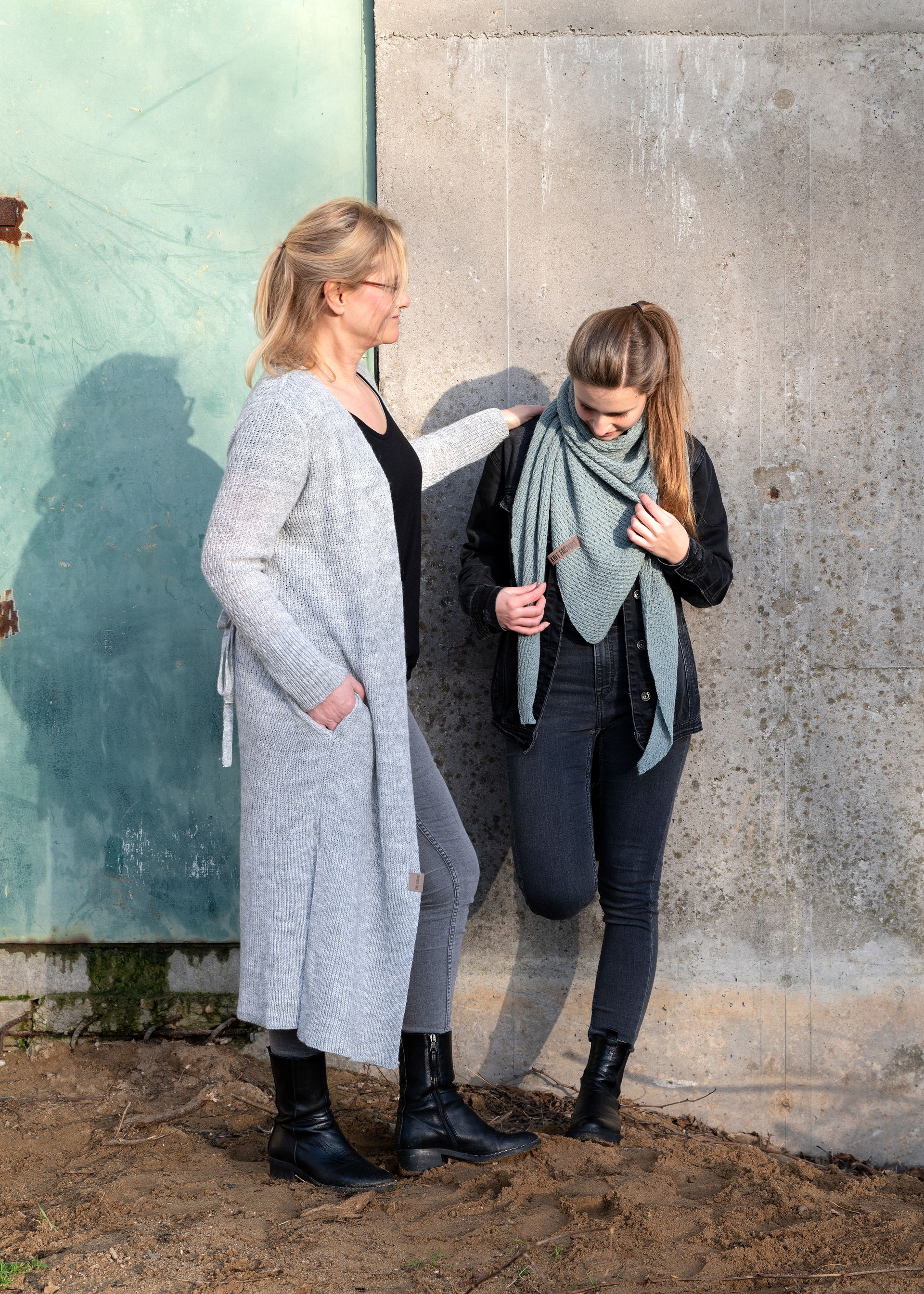 Gina Long Knitted Cardigan Light Grey - 36/38 - With side pockets