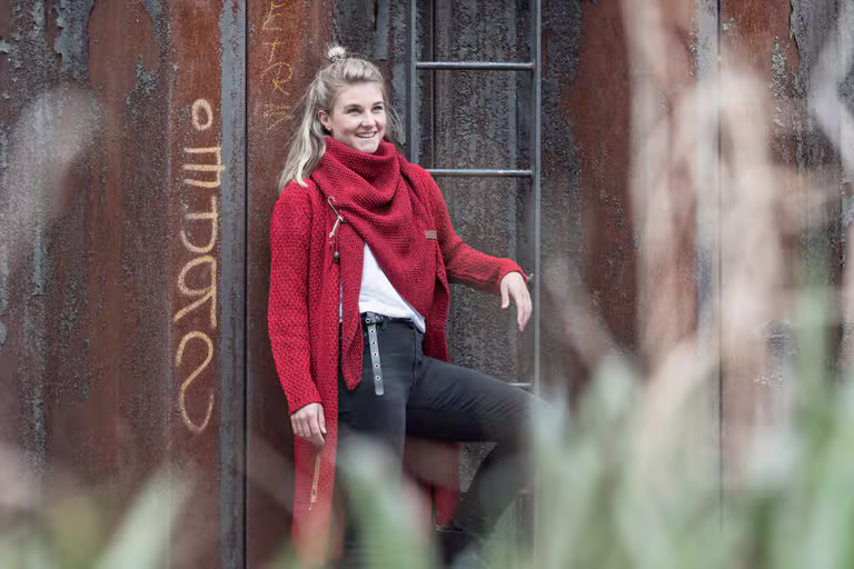 Coco Triangle Scarf Deluxe Navy