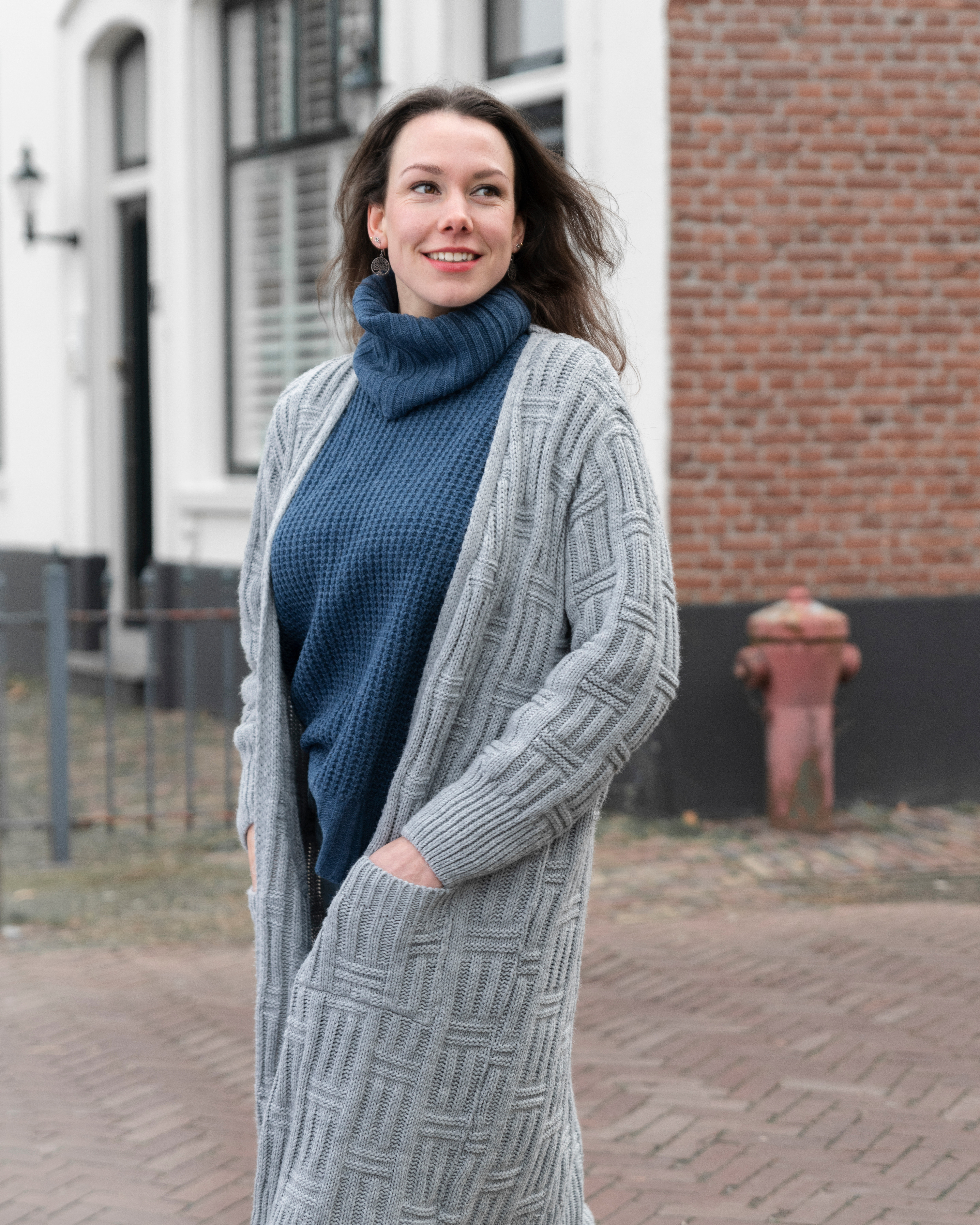 Bobby Long Knitted Cardigan Petrol - 36/38 - With side pockets