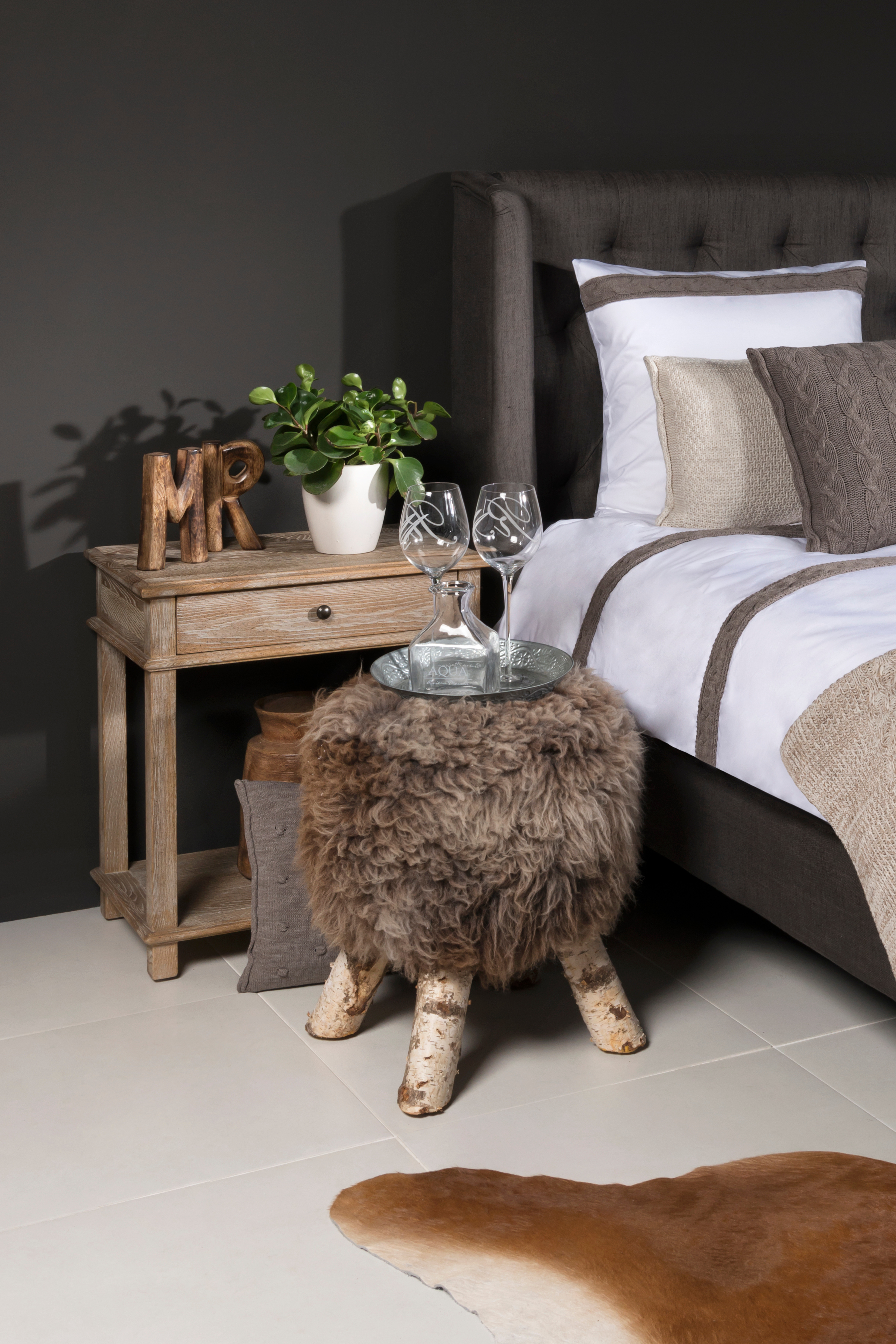 Jesse Cushion Beige - 60x40