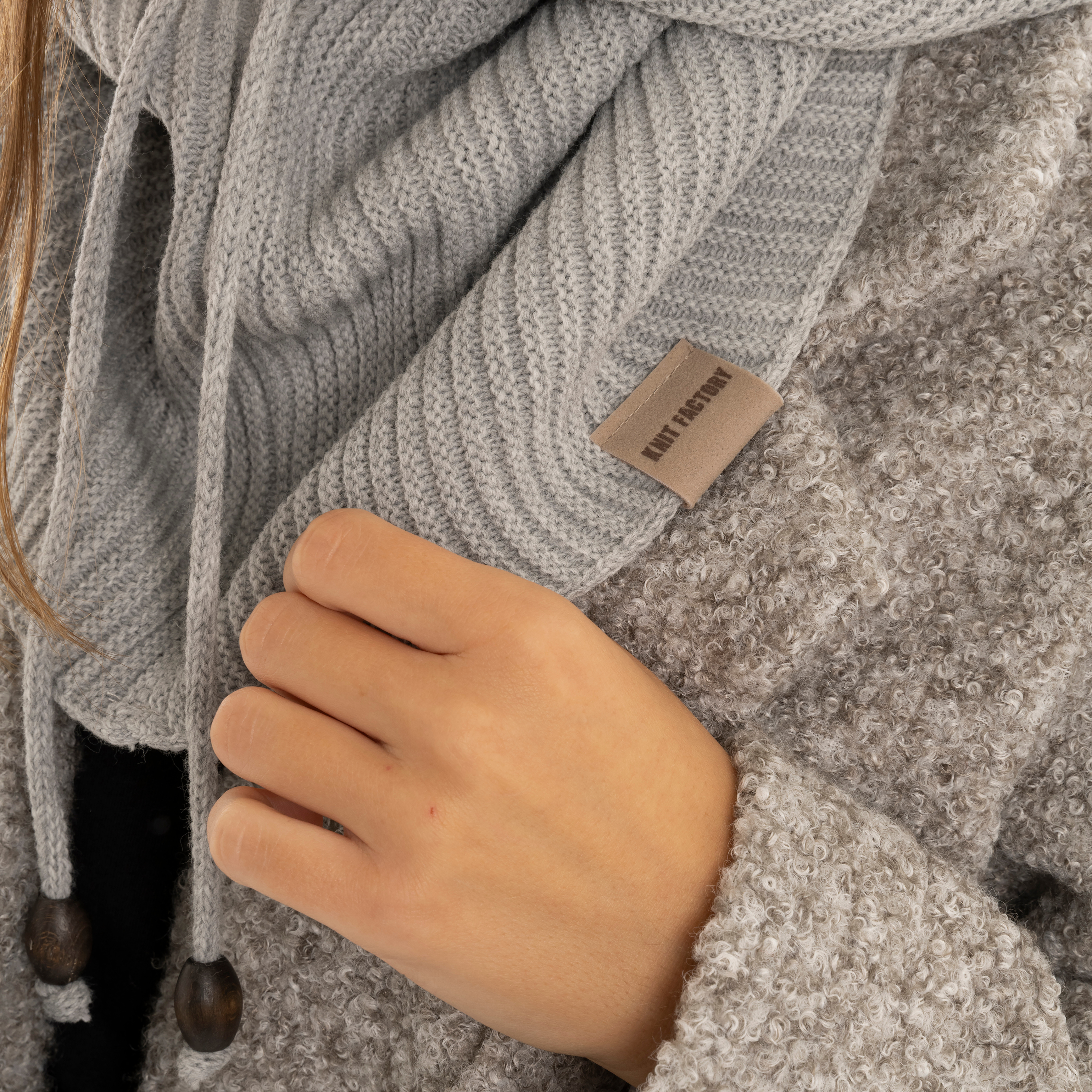 Evy Hooded Scarf Light Grey