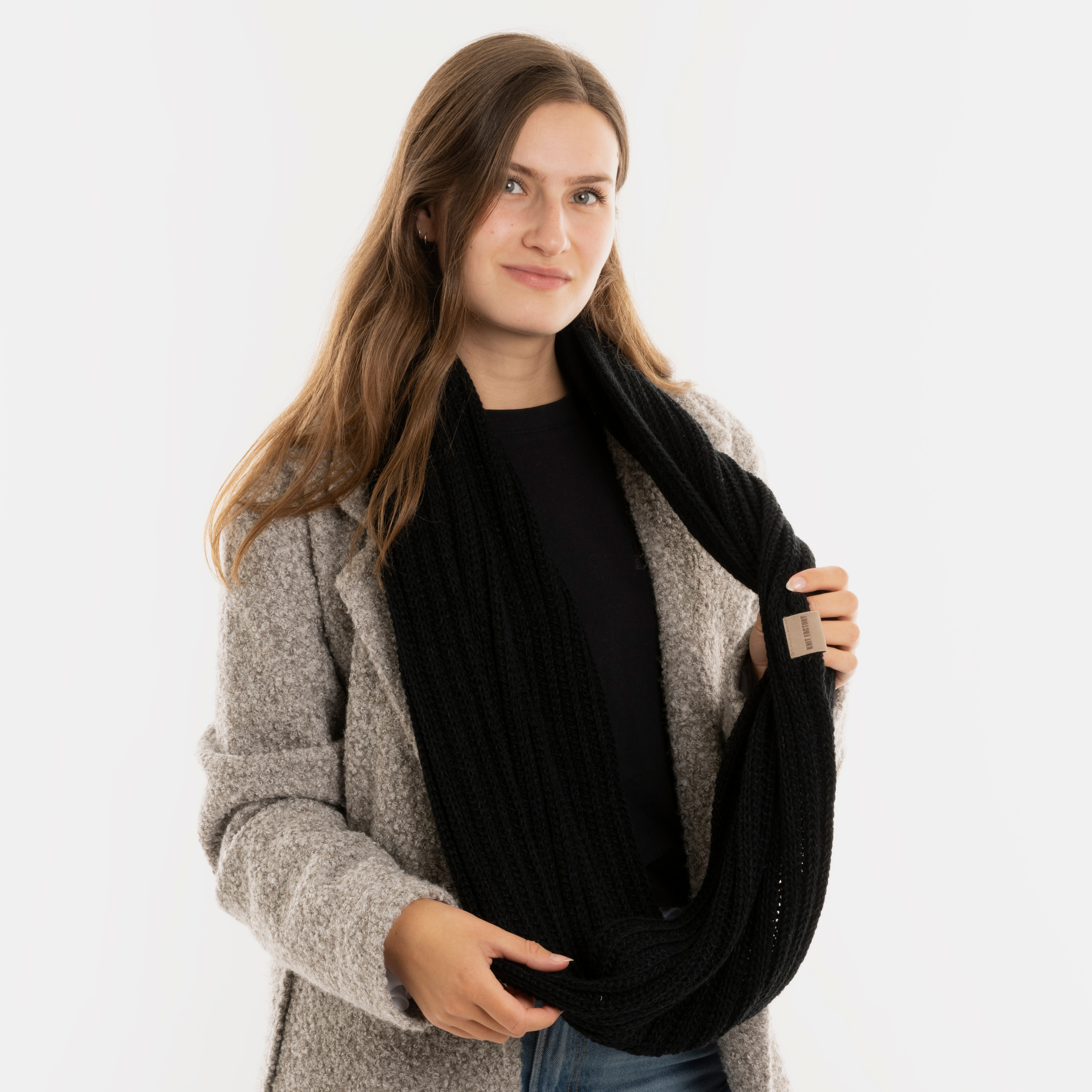 Nica Colsjaal Zwart