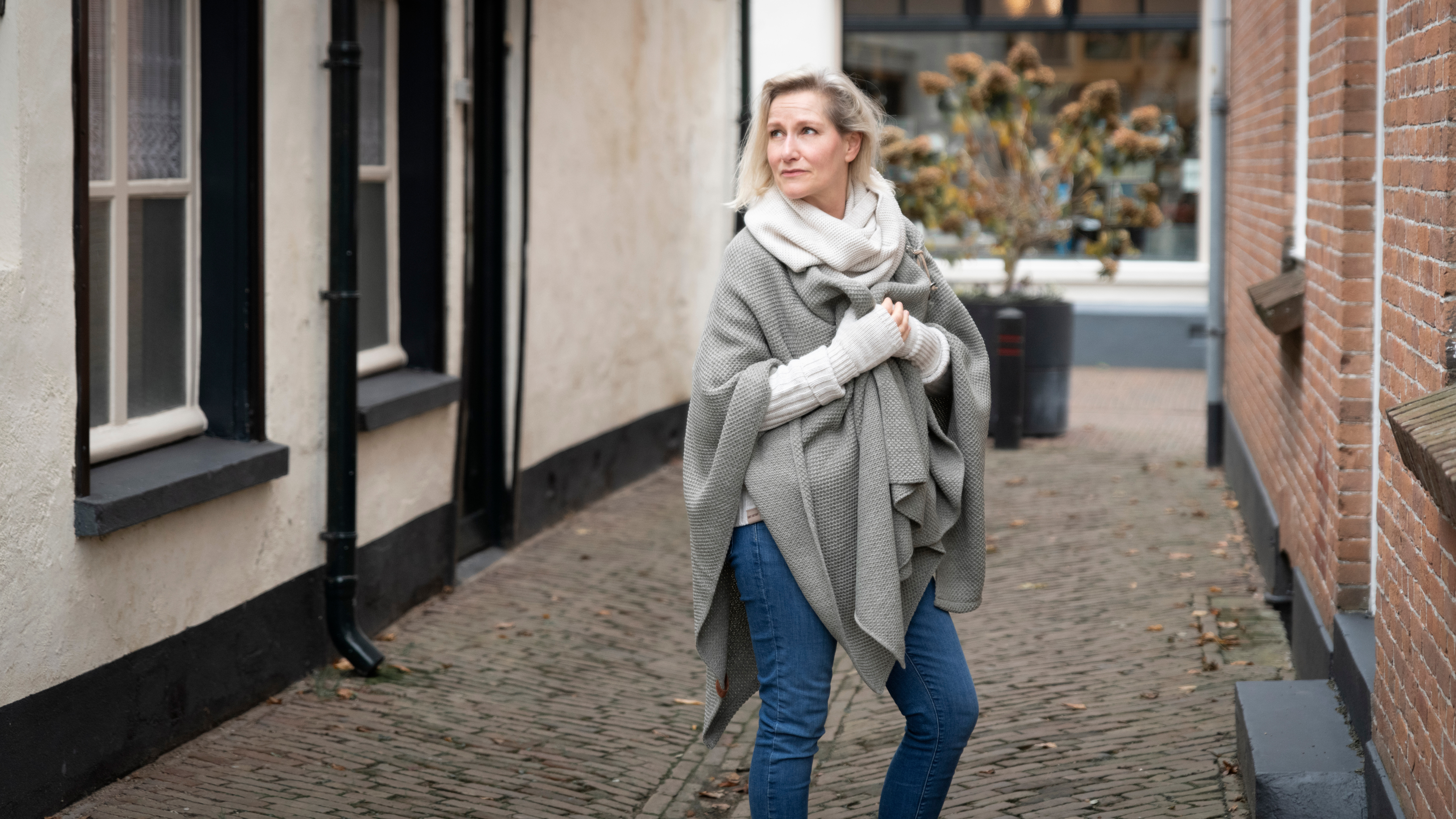 Jazz Shawl Wrap Urban Green Jazz Shawl Wrap Urban Green