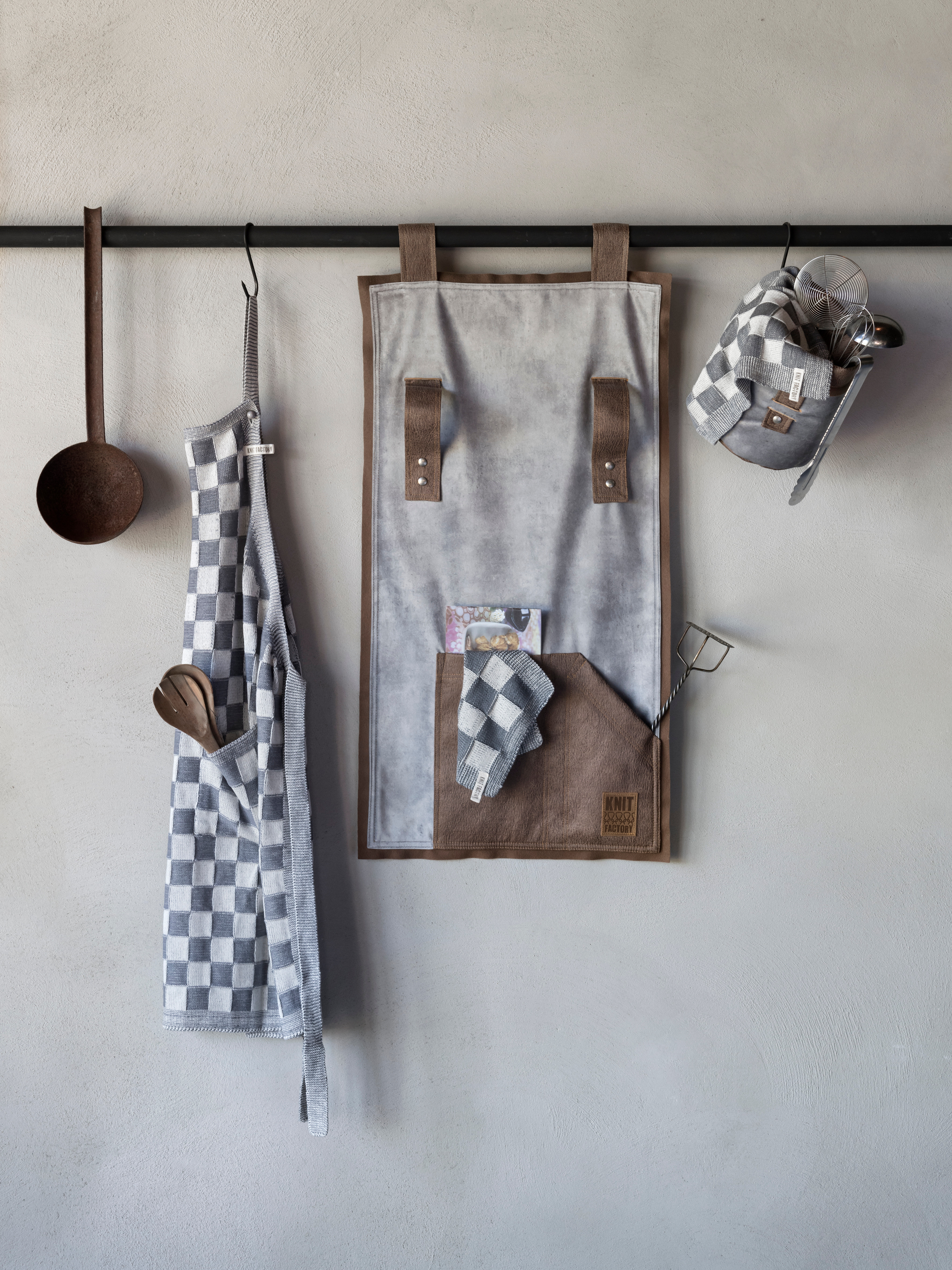 Apron Block Ecru/Apricot