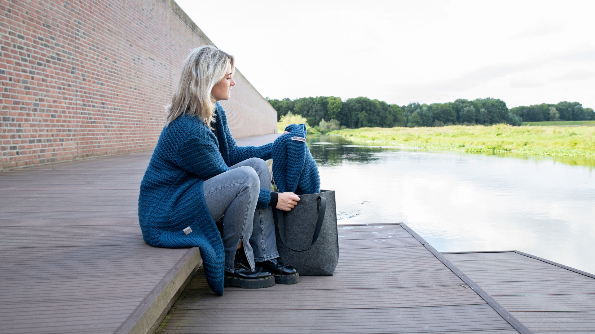 Alex Long Knitted Cardigan Petrol - 40/42