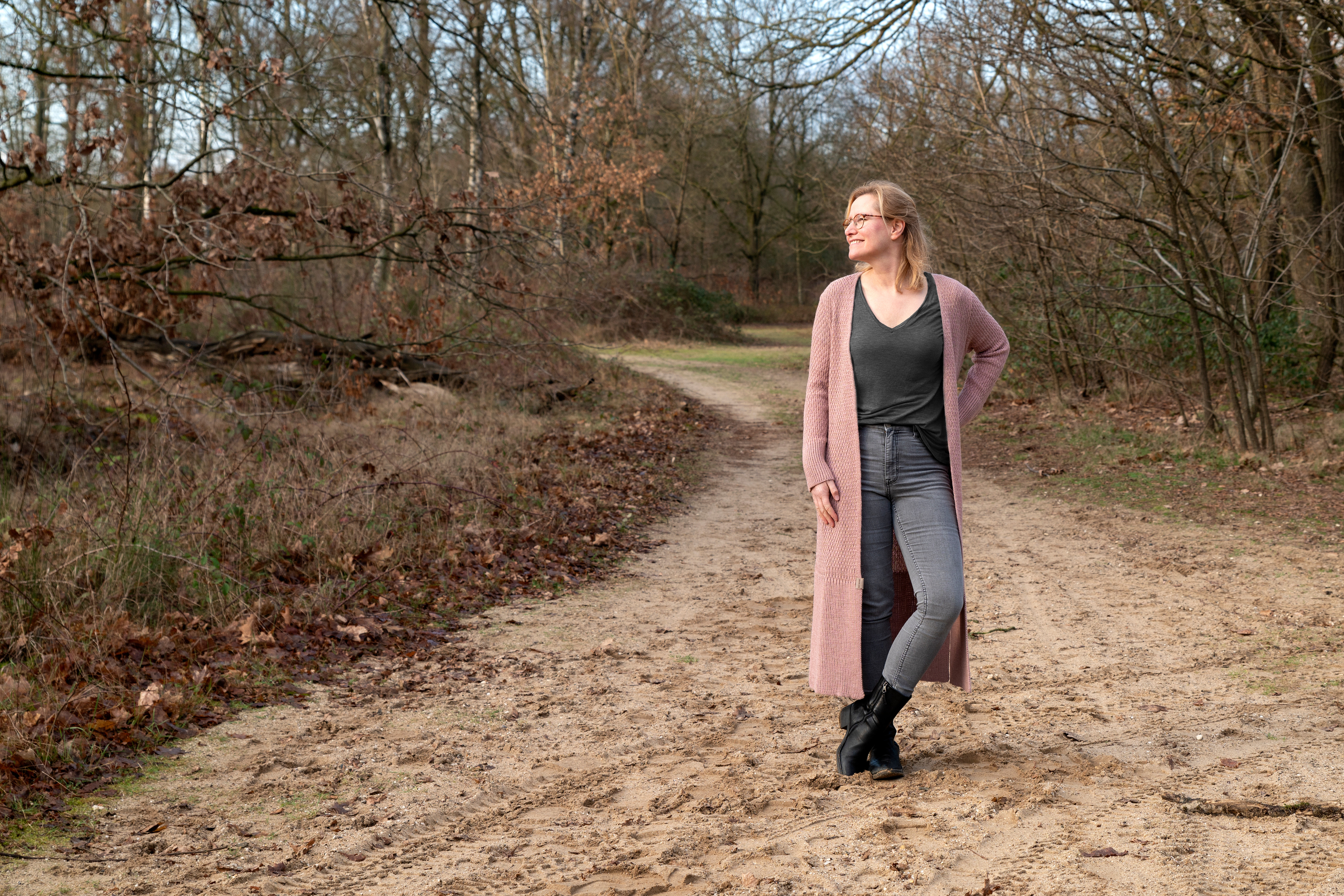 Gina Long Knitted Cardigan Old Pink - 40/42 - With side pockets Gina Long Knitted Cardigan Old Pink - 40/42 - With side pockets