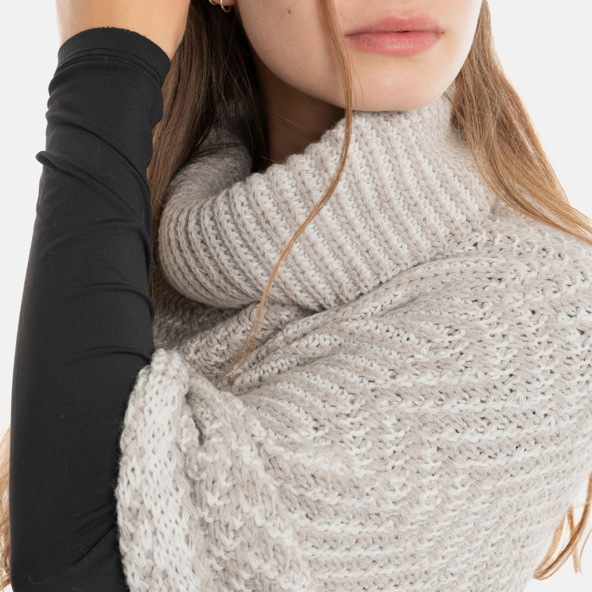 Amber Gestrickter Poncho Iced Clay/Beige