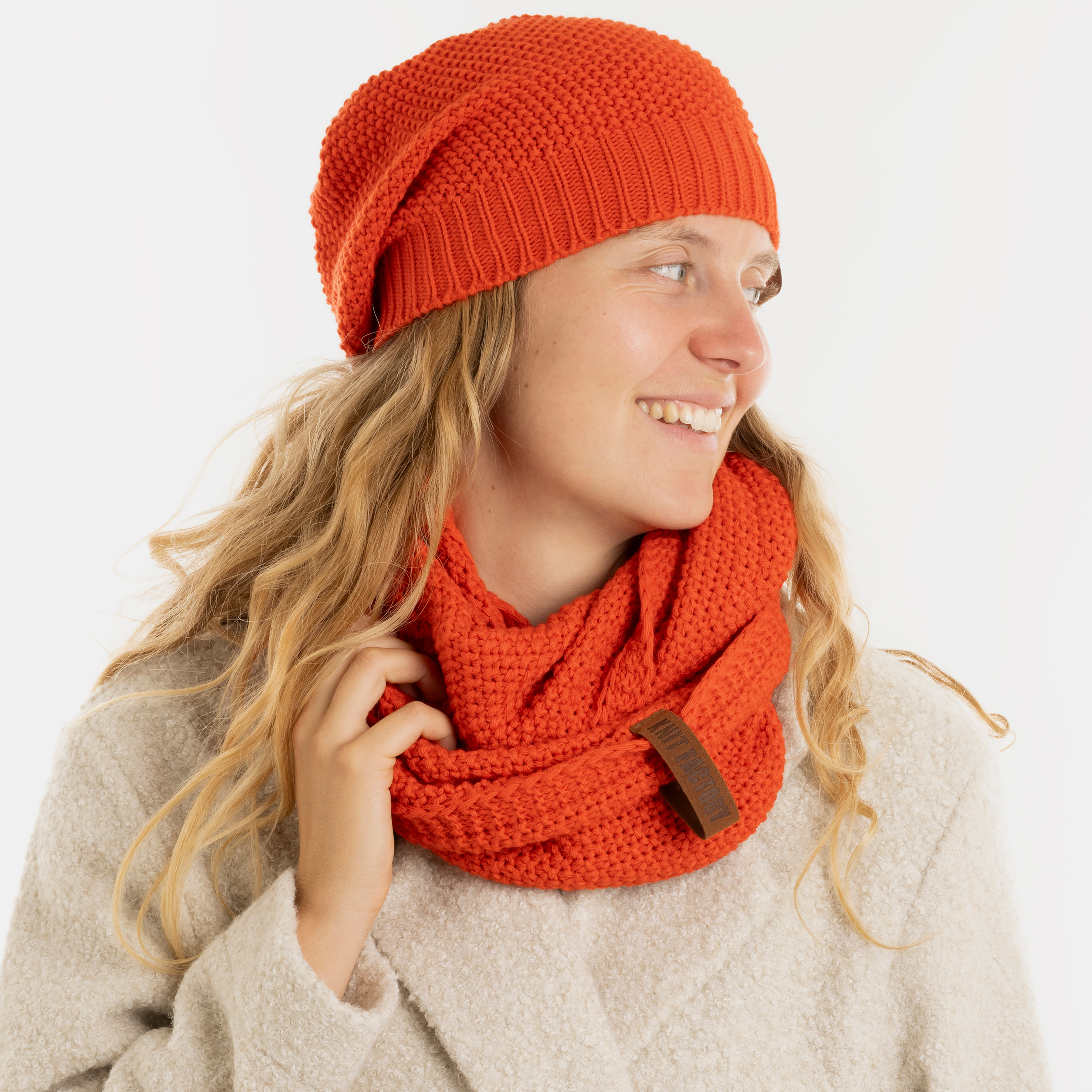 Coco Infinity Scarf Grenadine Red
