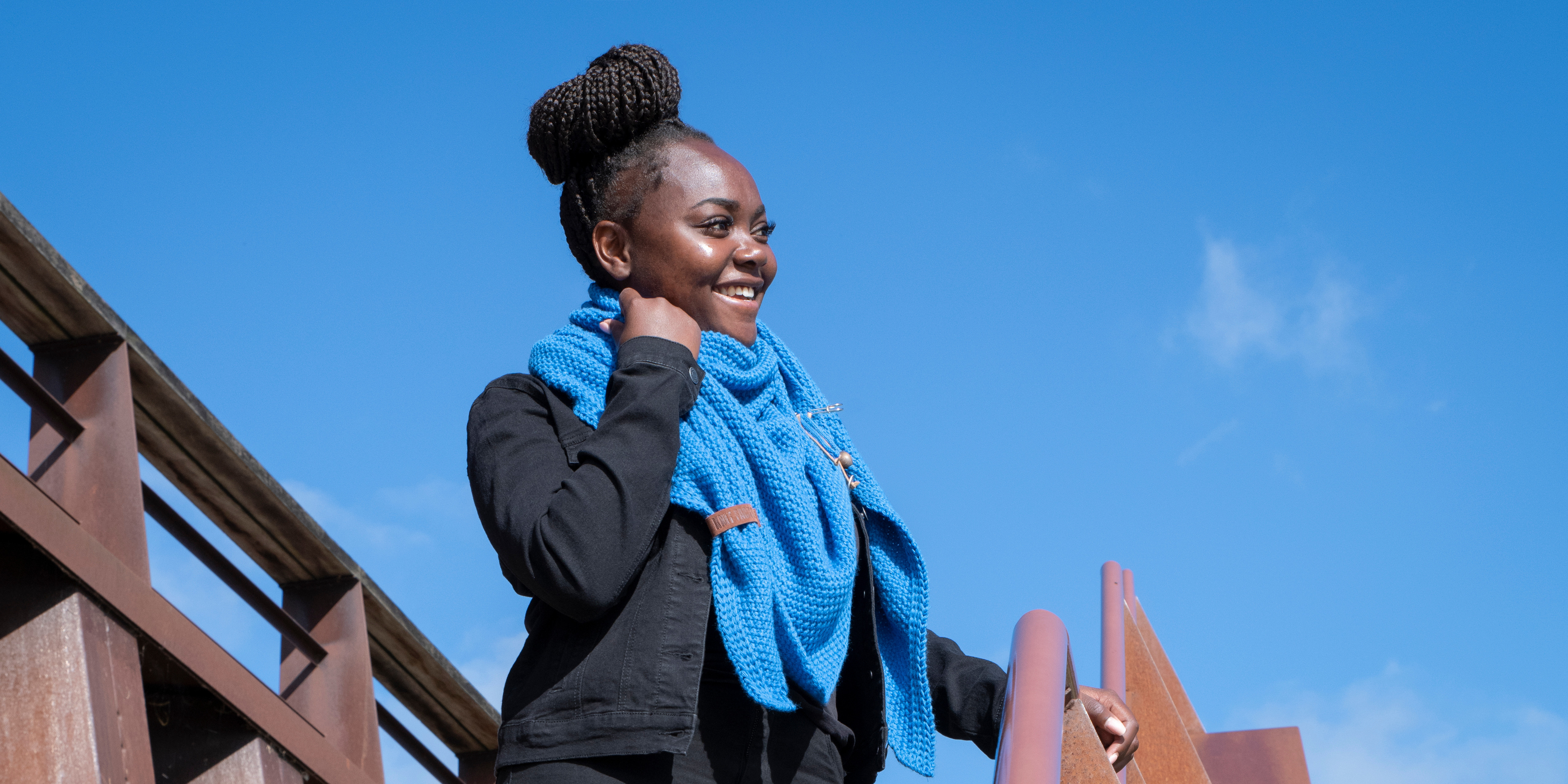Coco Triangle Scarf Cobalt
