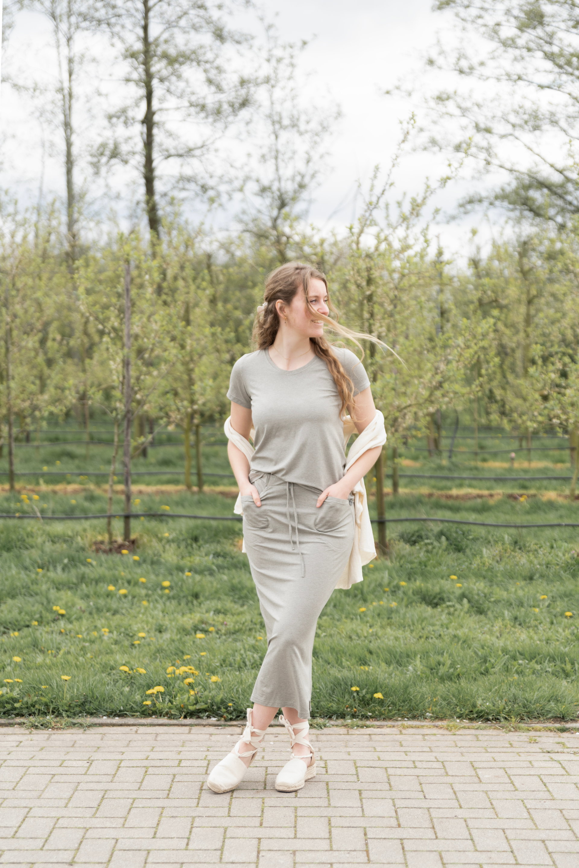 Lily Rock Grau - M