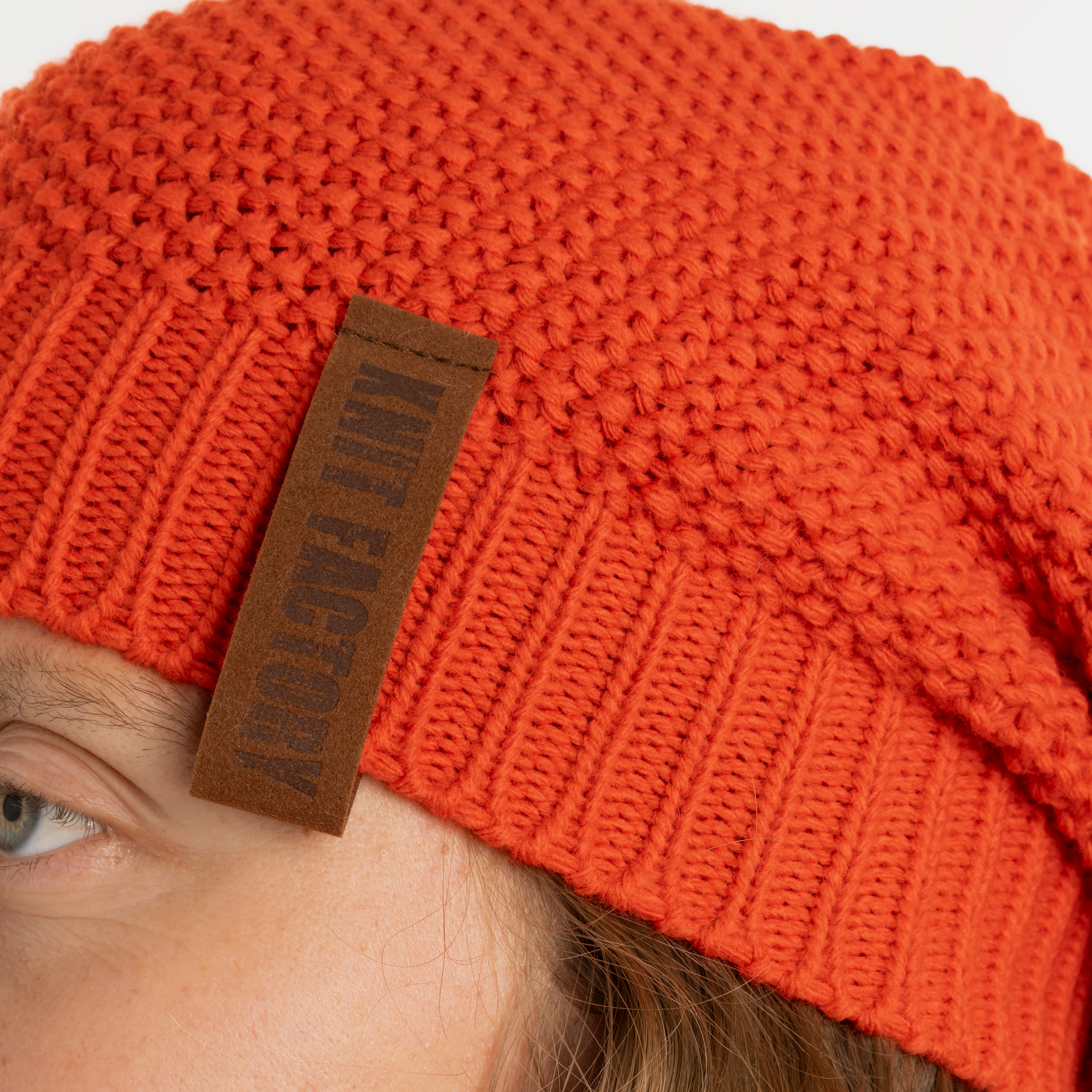 Coco Beanie Grenadine Red