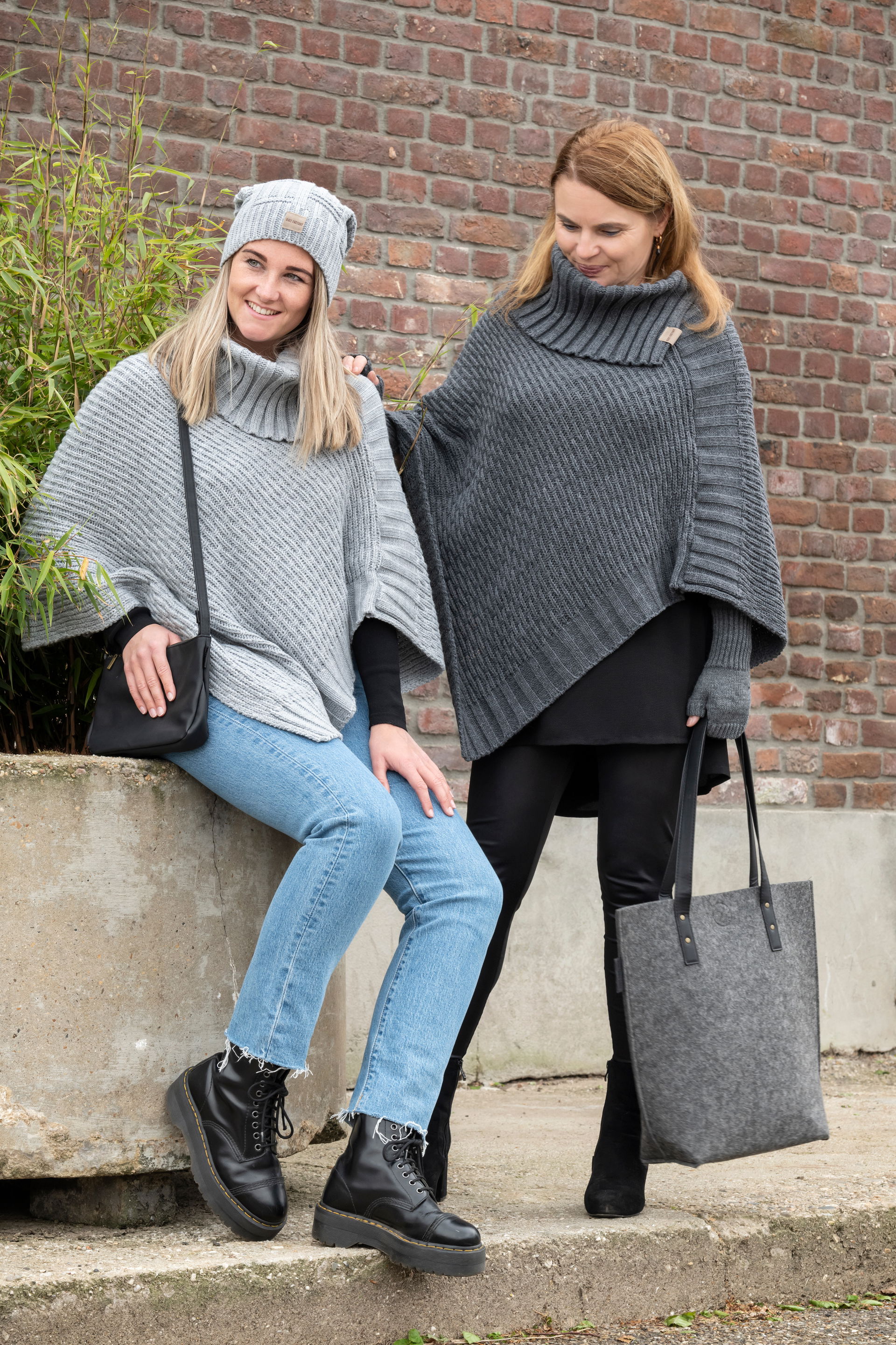 Nicky Gebreide Poncho Iced Clay