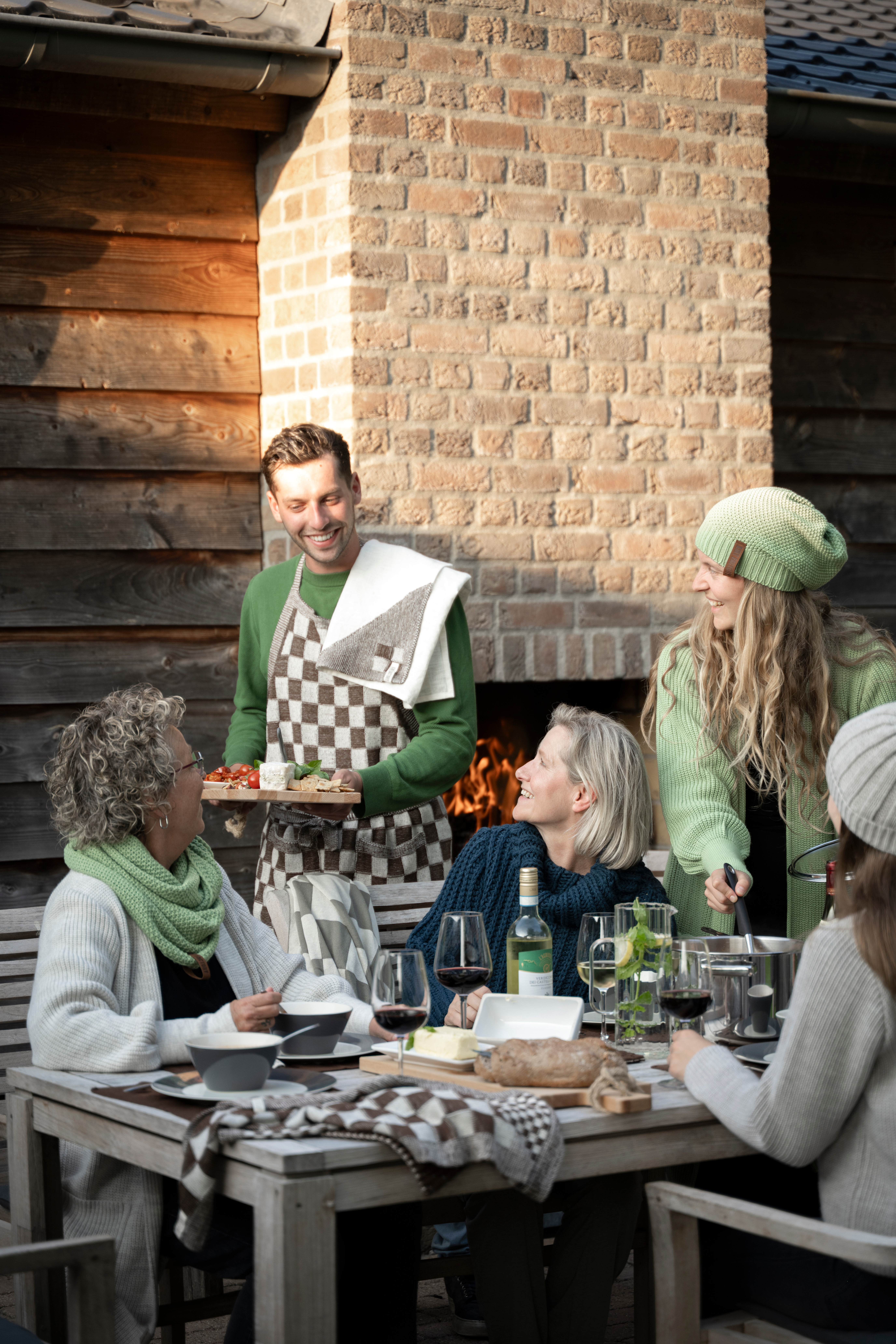 Apron Block Ecru/Chocolate