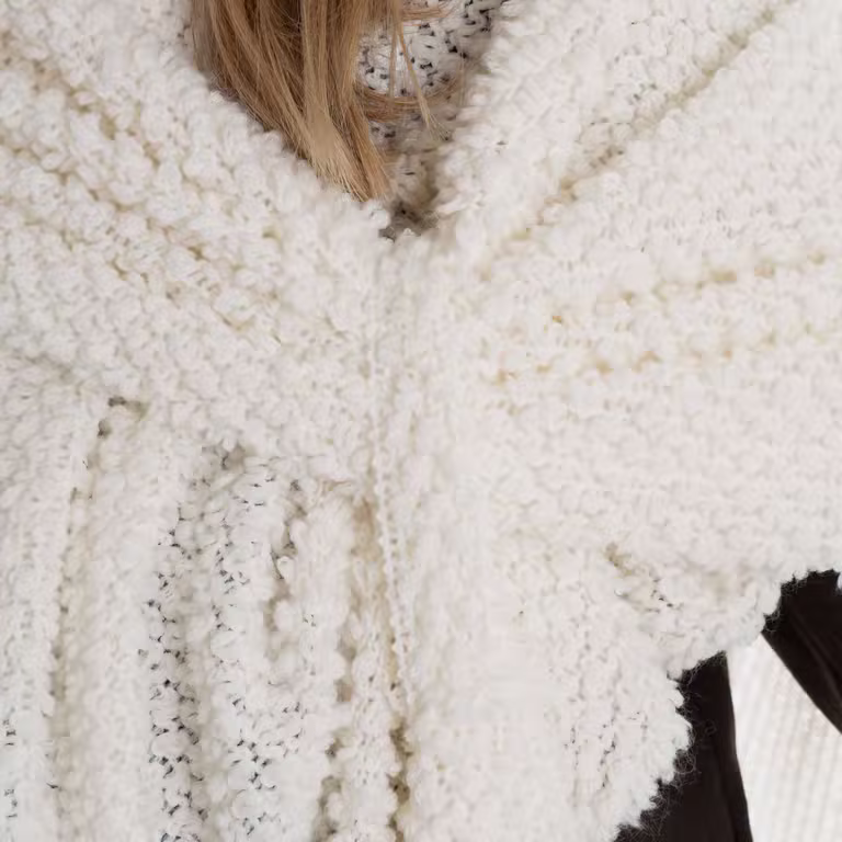 Reese Scarf Beige - With loop and fringes