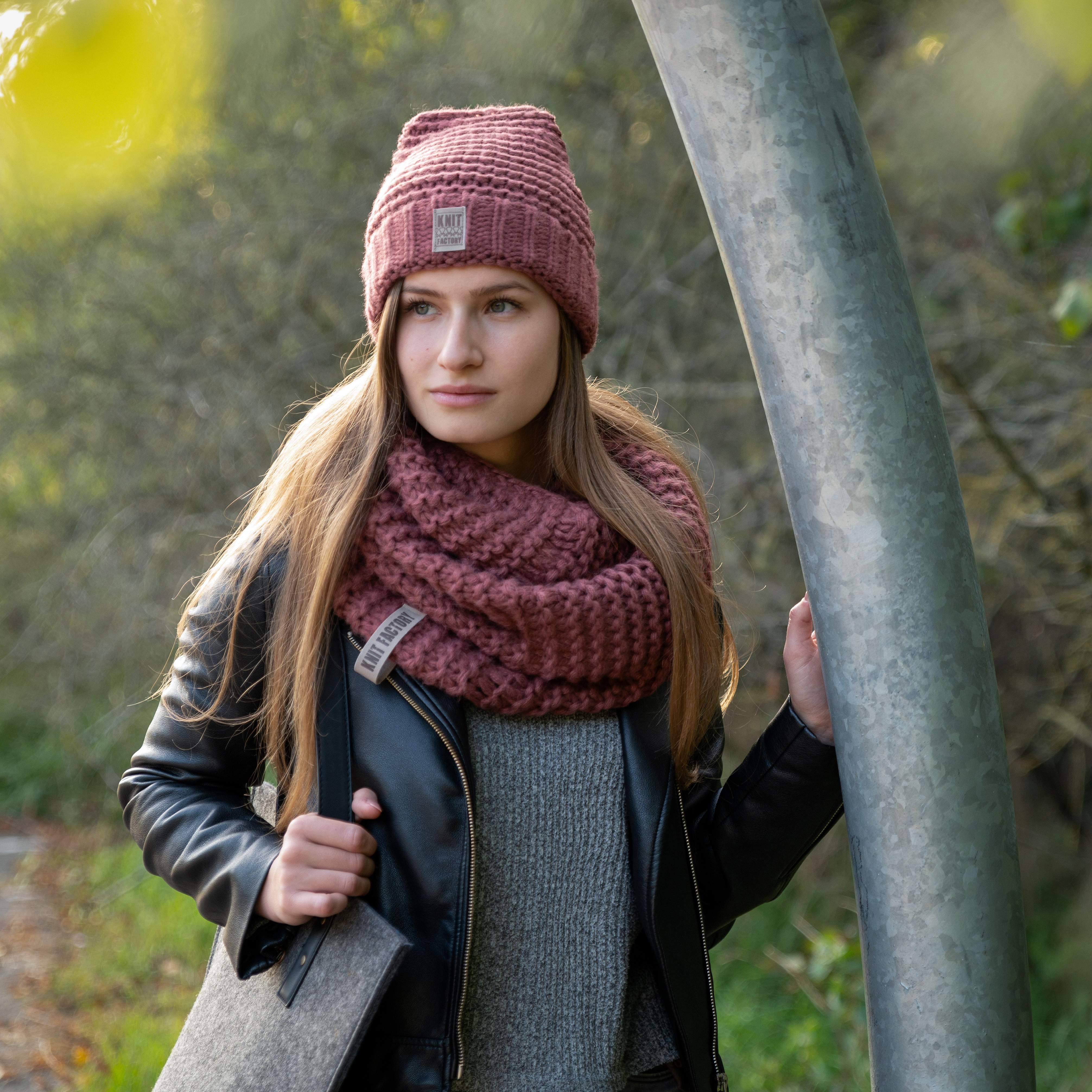 Alex Loop Schal Aubergine