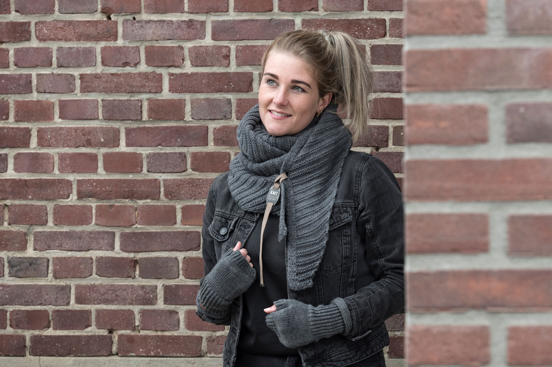 Cleo Handstulpen Anthrazit