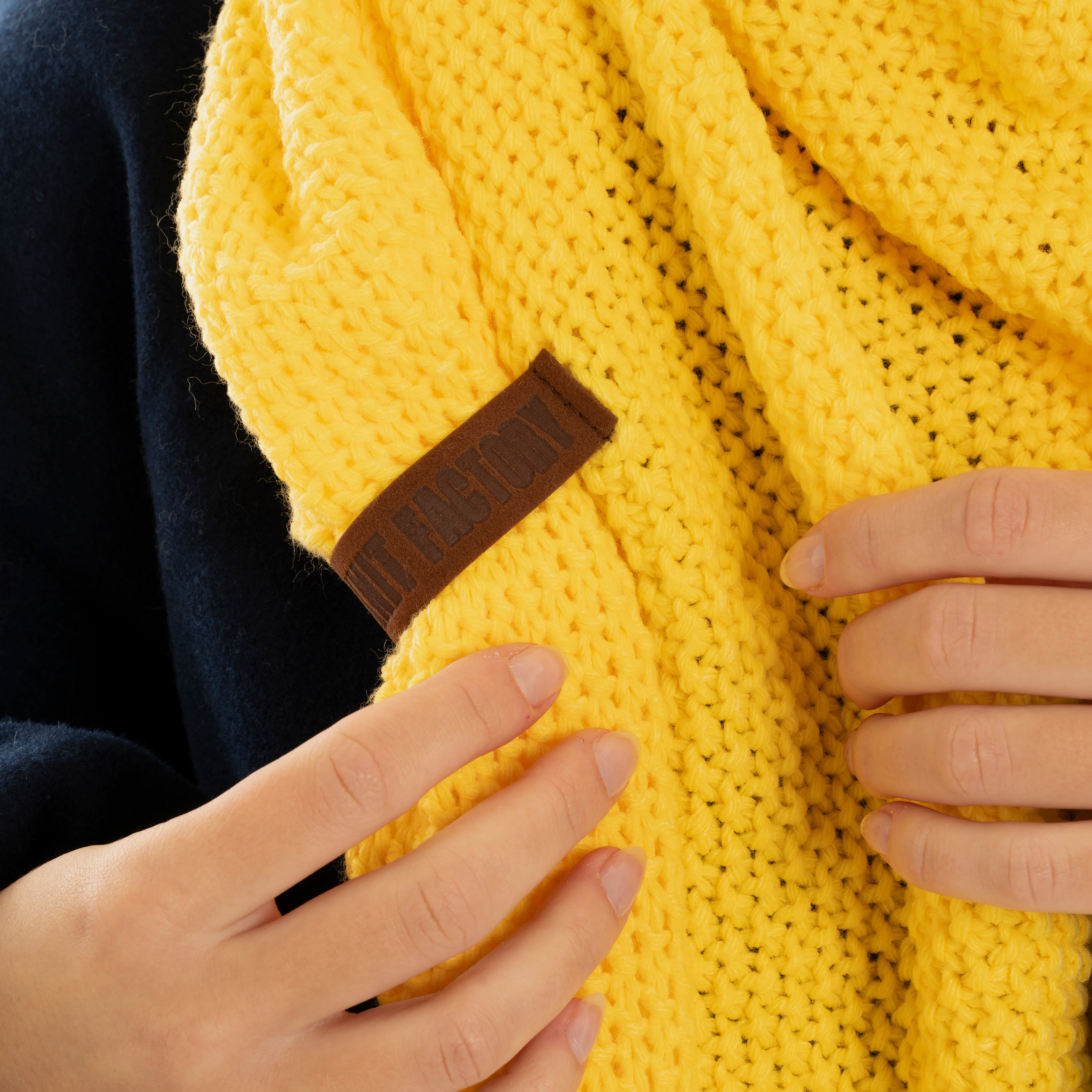 Coco Triangle Scarf Canario Yellow