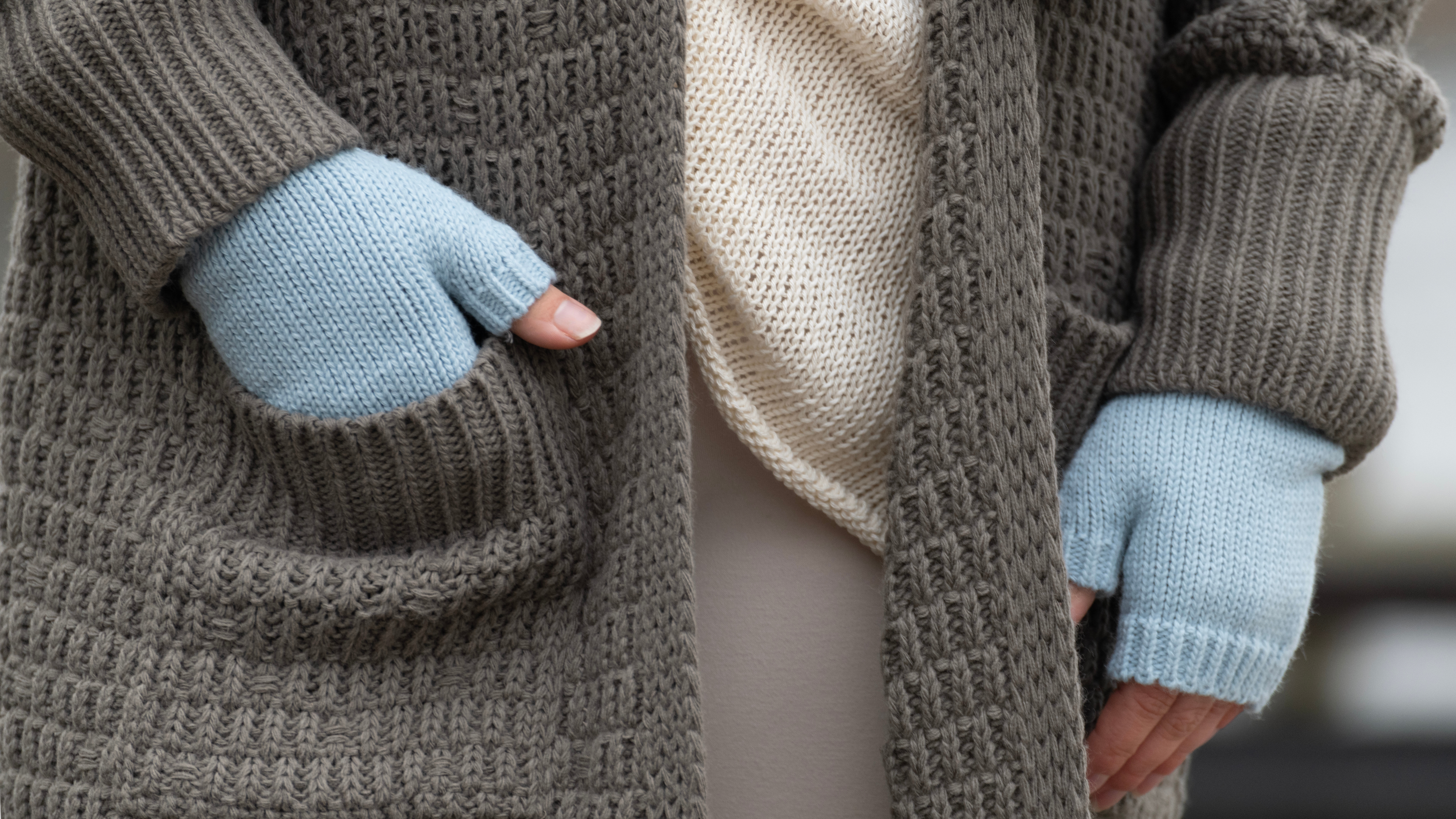 Jaida Lange Strickjacke Violett - 40/42 - Mit Taschen