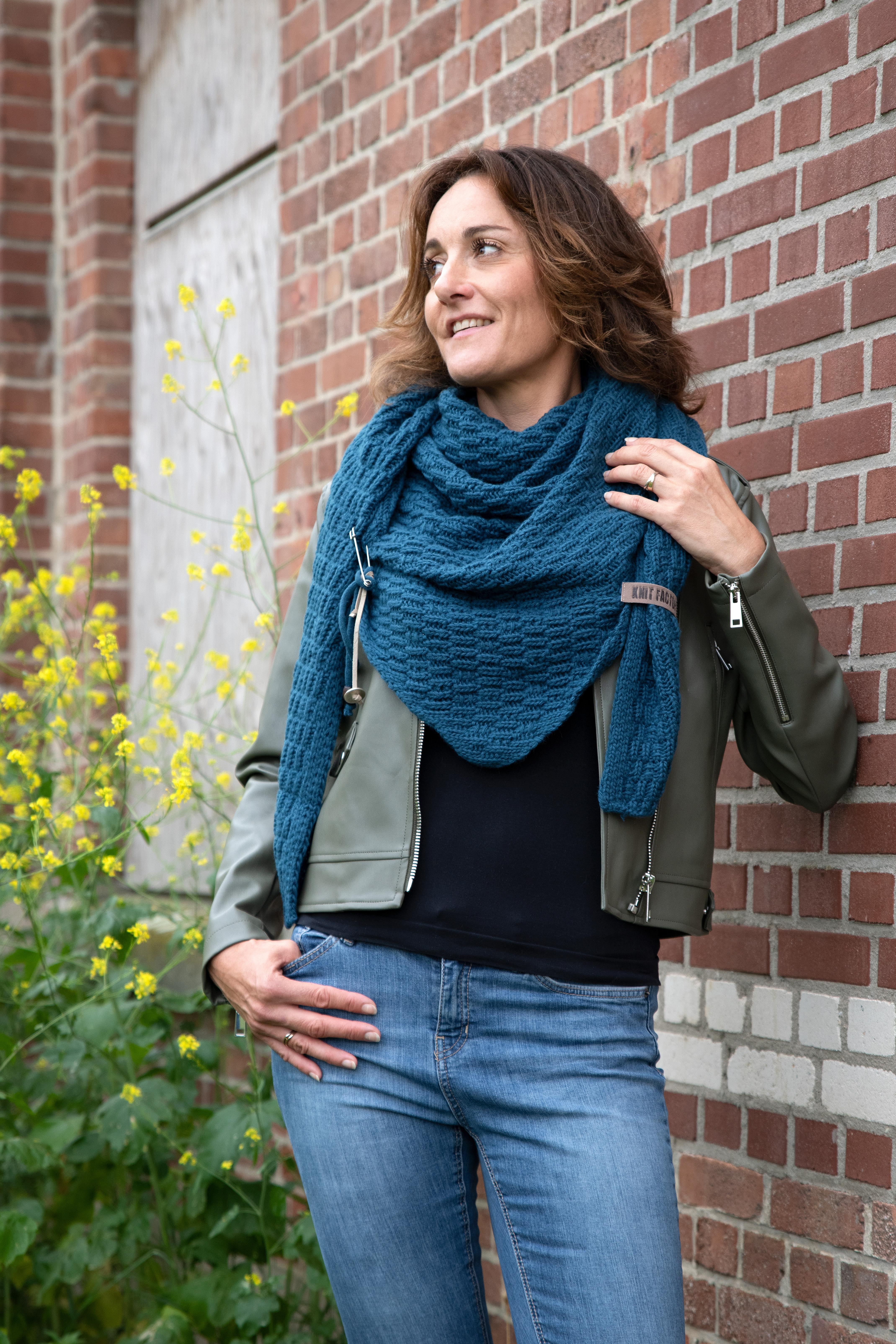 Jaida Triangle Scarf Anthracite