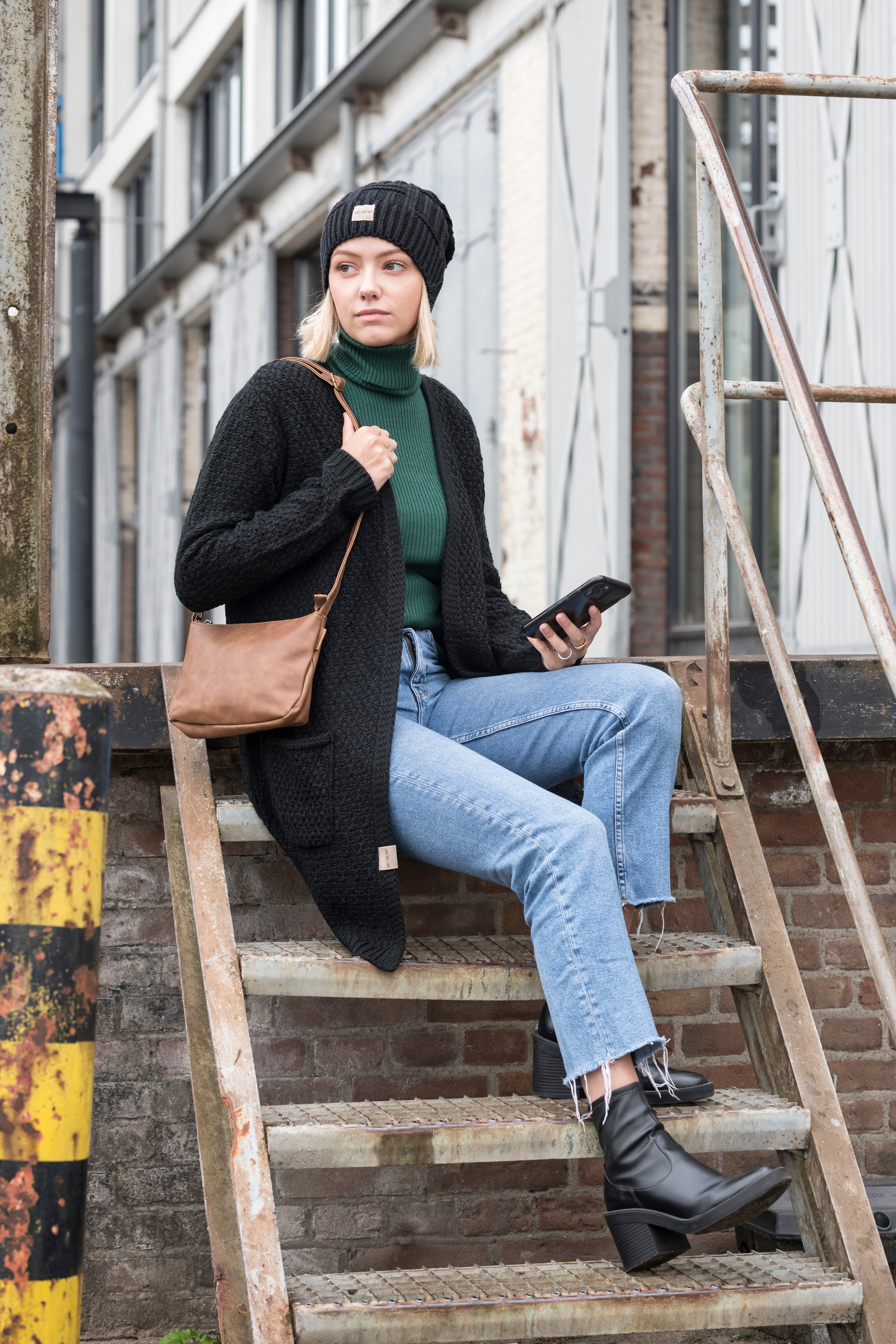 Luna Strickjacke Taupe - 36/38 - Mit Taschen