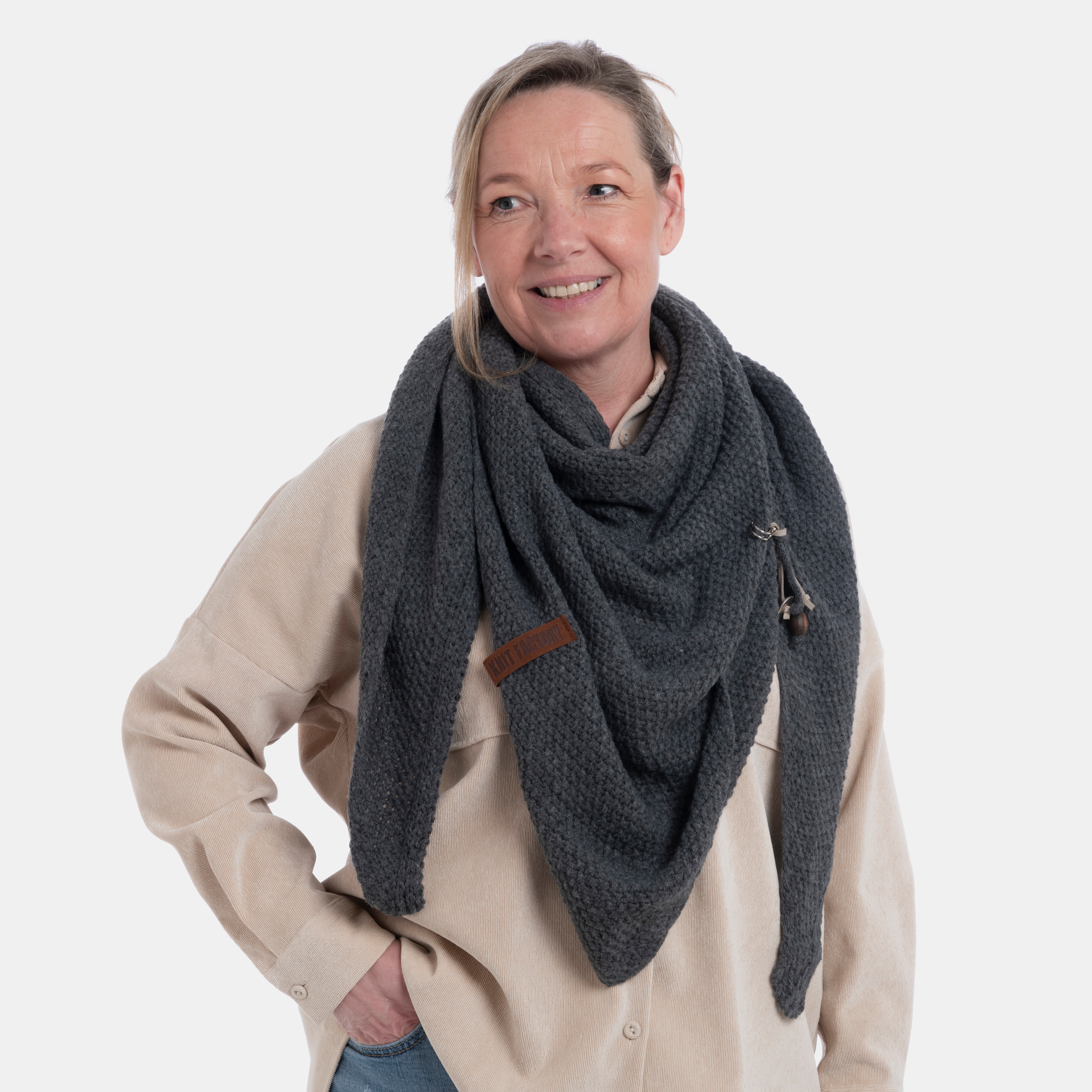 Coco Triangle Scarf Anthracite