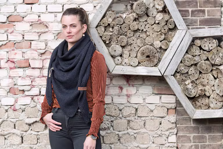 Coco Triangle Scarf Deluxe Navy