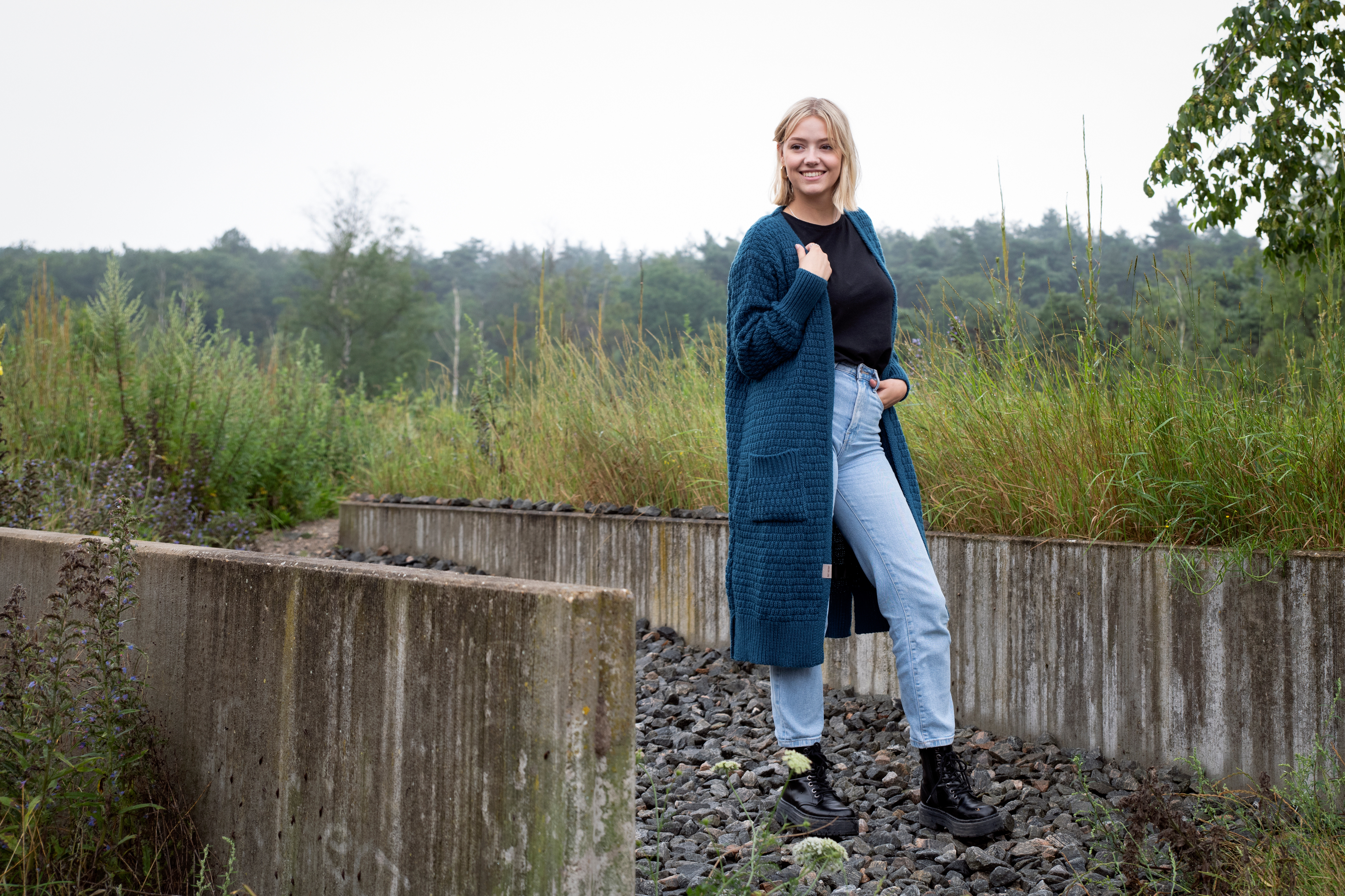 Jaida Long Knitted Cardigan Jeans - 40/42 - With side pockets