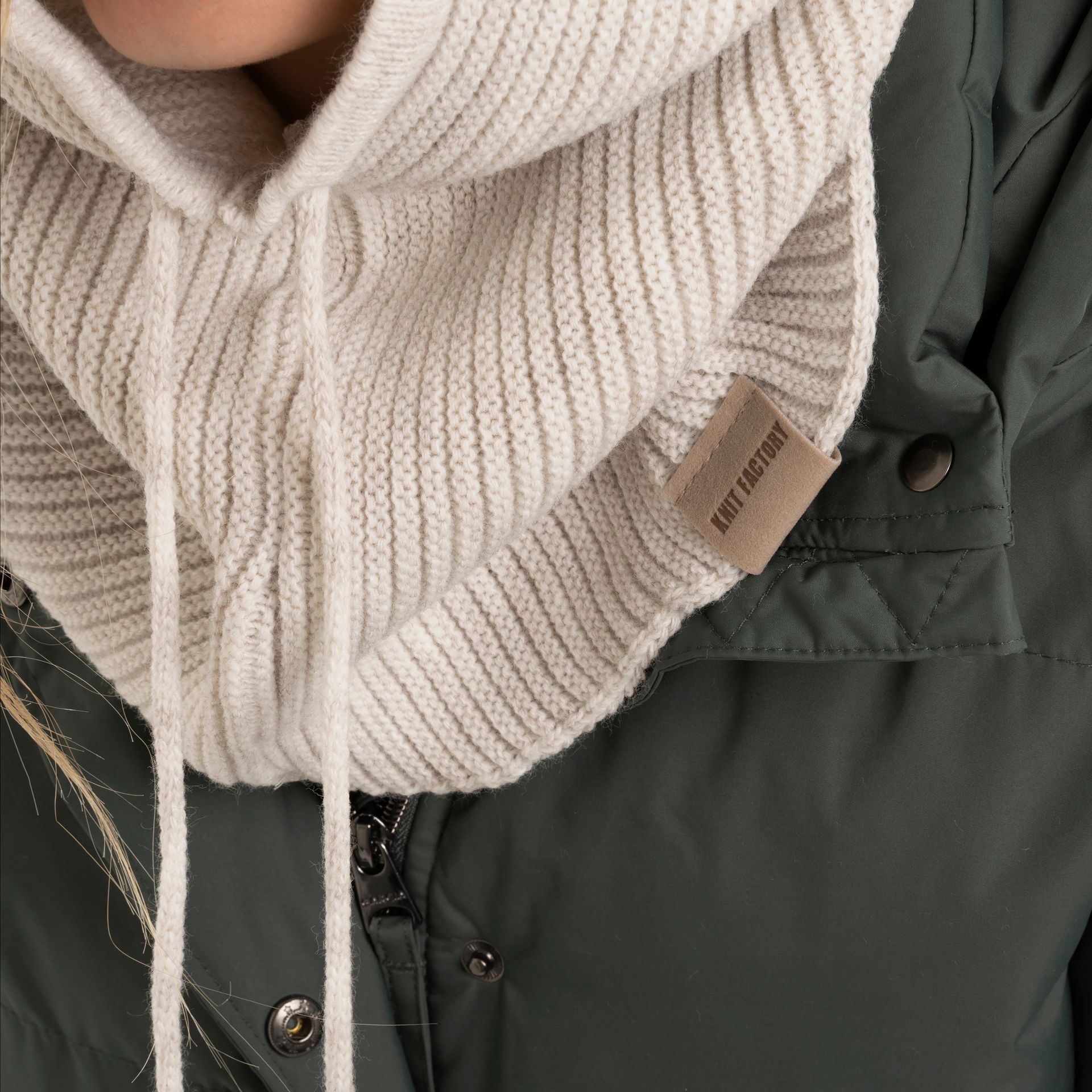 Evy Hooded Scarf Beige